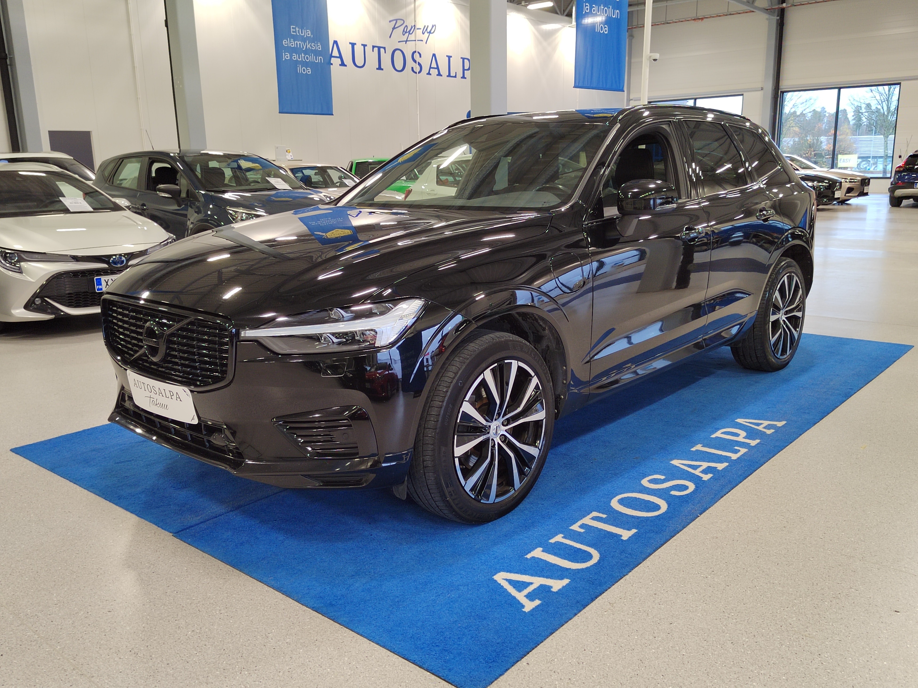 Volvo XC60 T6 TWE AWD R-DESIGN TAKUU 12KK/20TKM