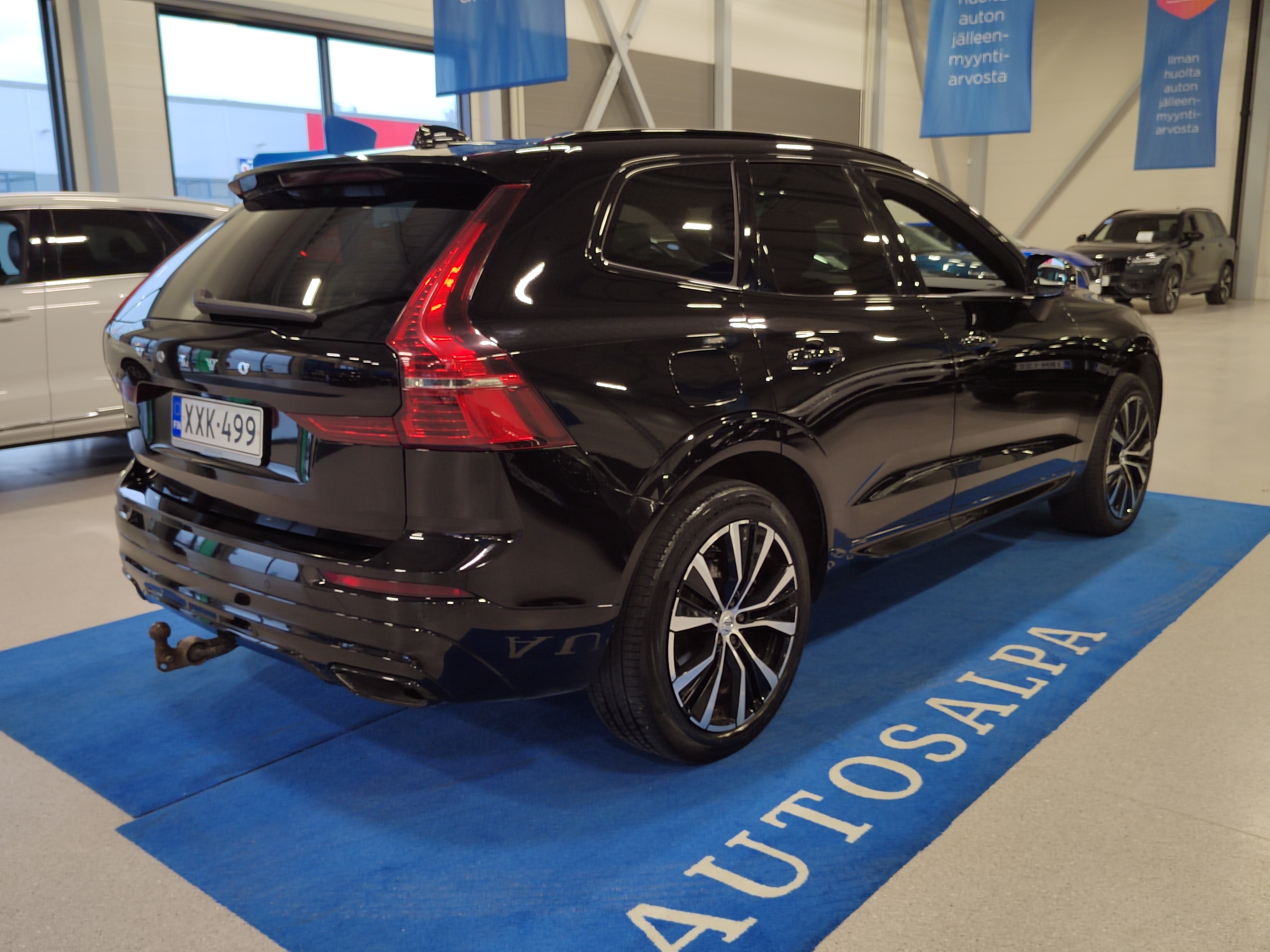 Volvo XC60 T6 TWE AWD R-DESIGN TAKUU 12KK/20TKM