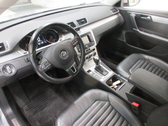 Volkswagen PASSAT VARIANT HIGHLINE 1.4 TSI MULTIFUEL 118 KW (160 HV)