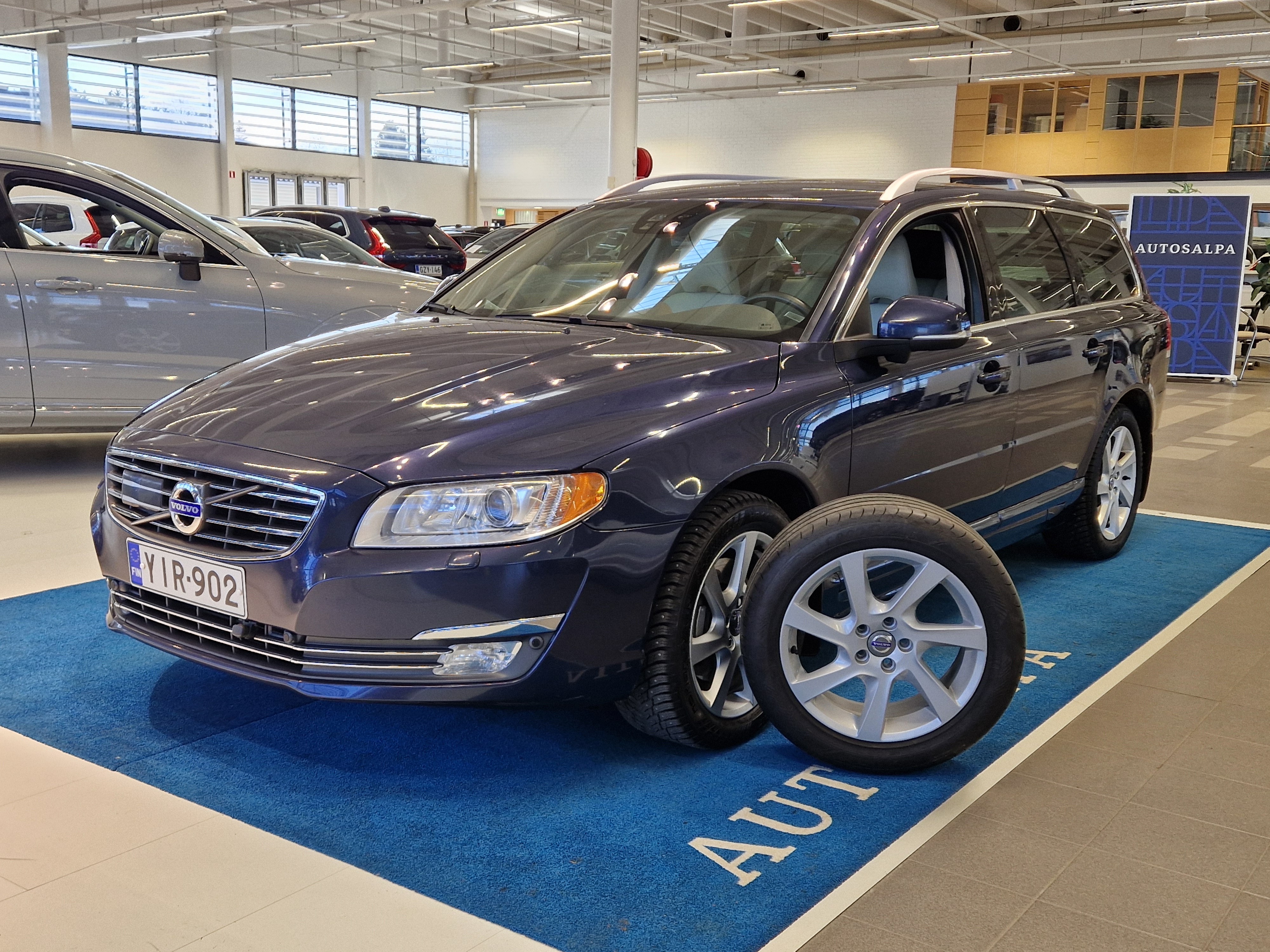 Volvo V70 D5 AWD SUMMUM EDITION AUT