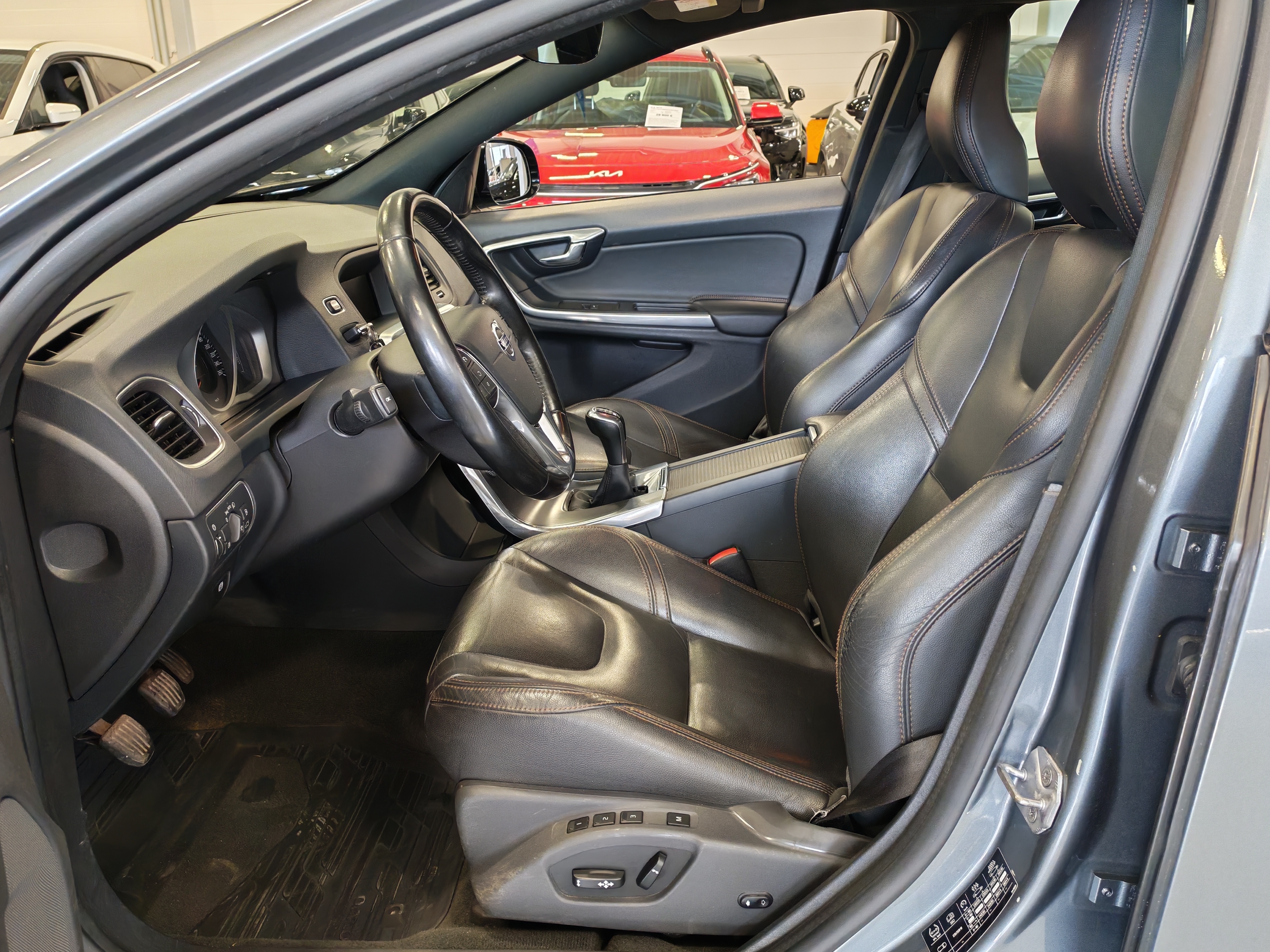 Volvo S60 D4 SUMMUM CROSS COUNTRY