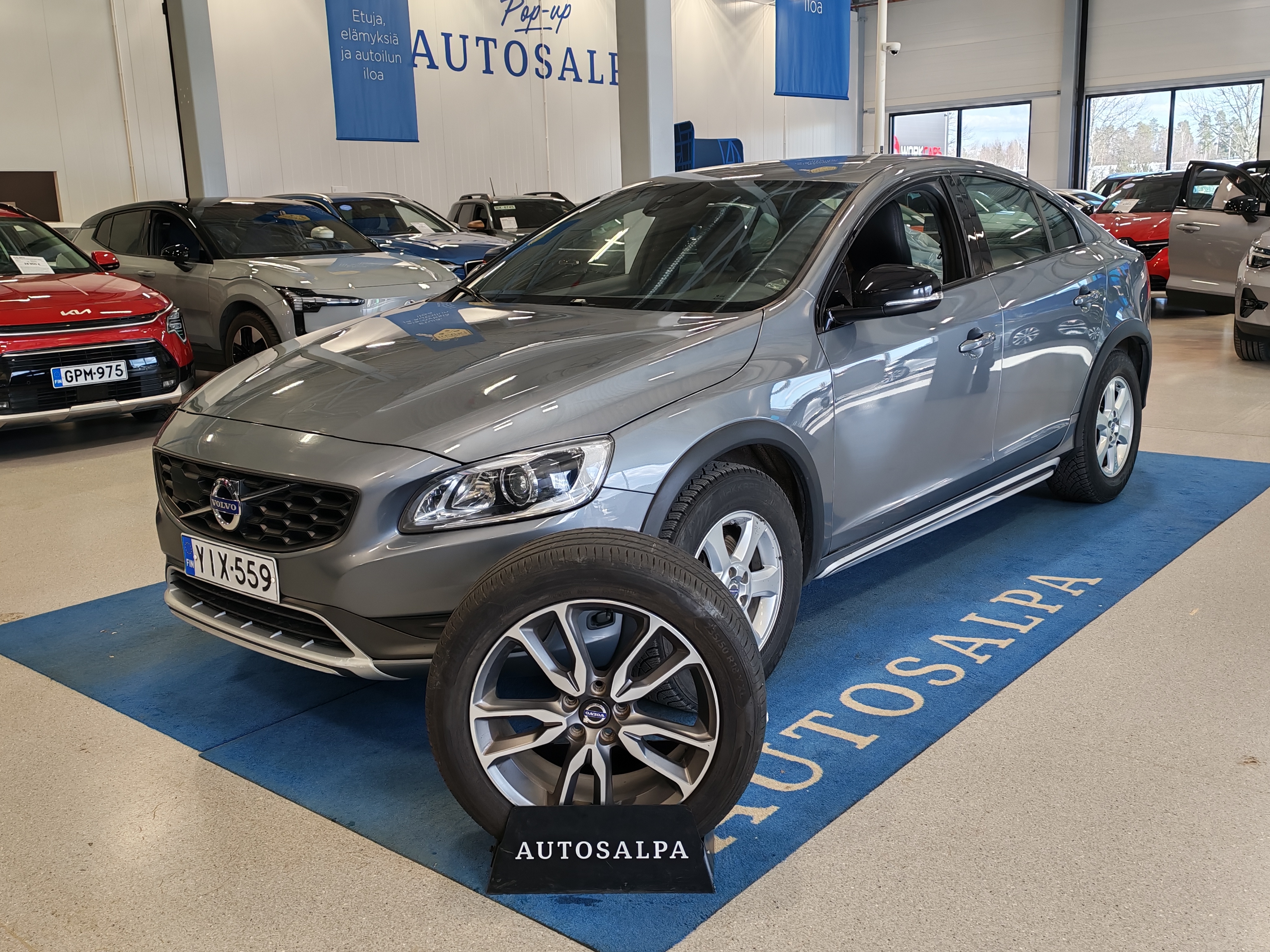 Volvo S60 D4 SUMMUM CROSS COUNTRY