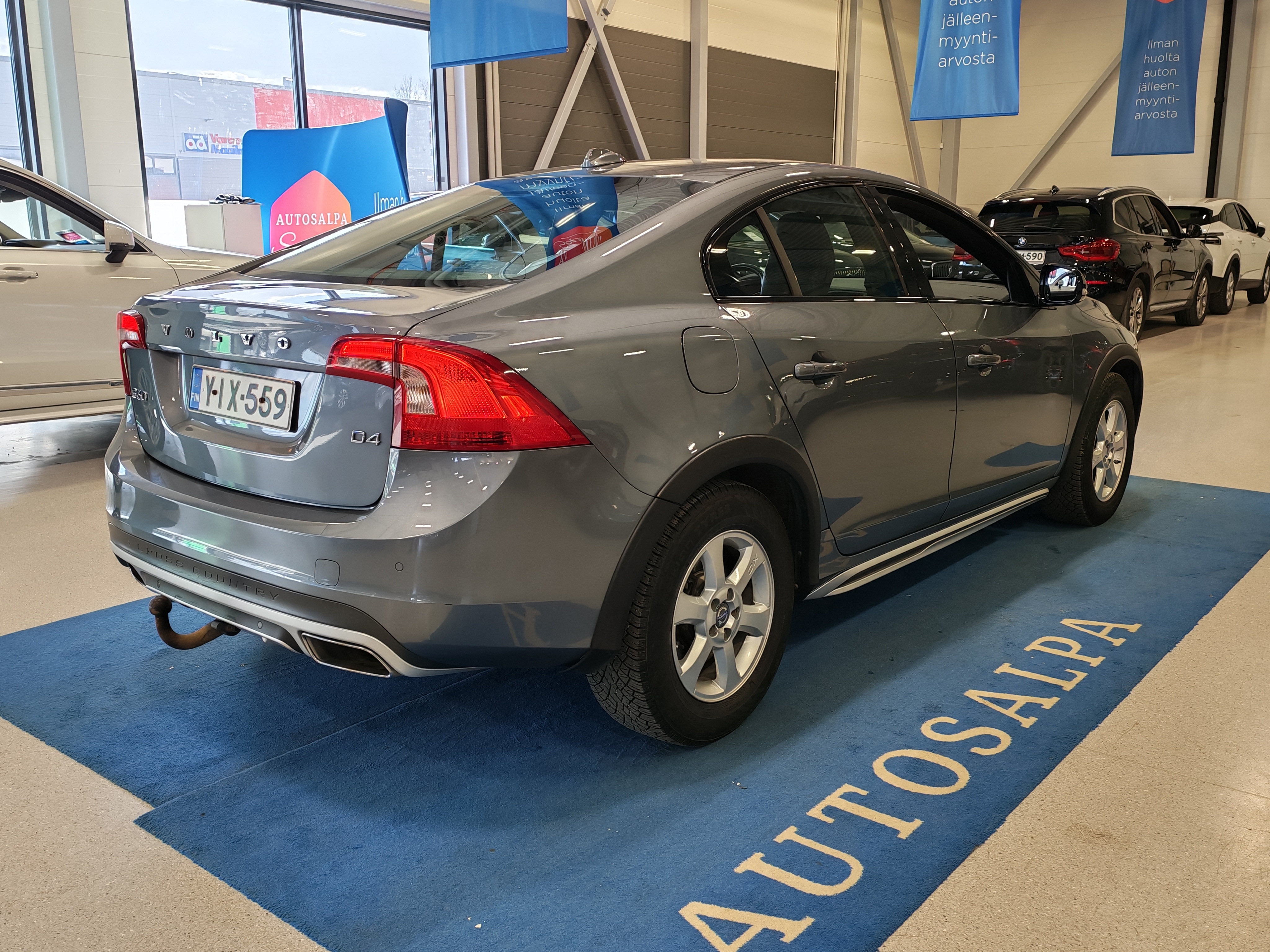 Volvo S60 D4 SUMMUM CROSS COUNTRY