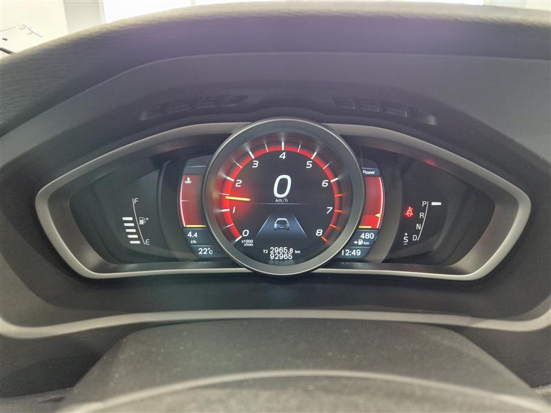 Volvo V40 T3 BUSINESS AUT