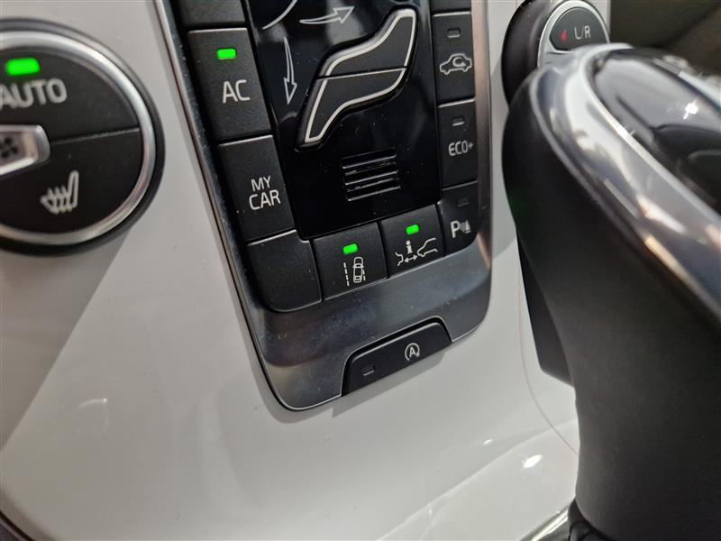 Volvo V40 T3 BUSINESS AUT
