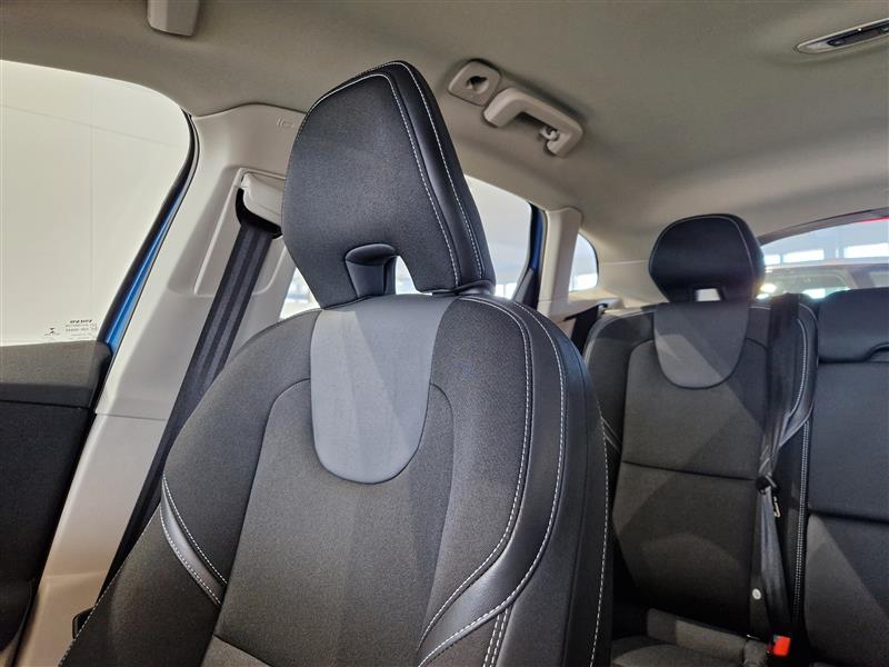 Volvo V40 T3 BUSINESS AUT