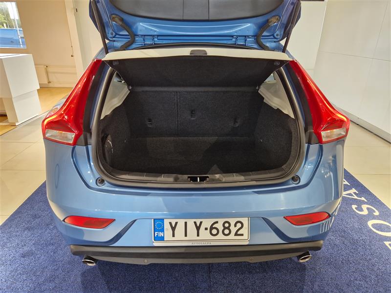 Volvo V40 T3 BUSINESS AUT
