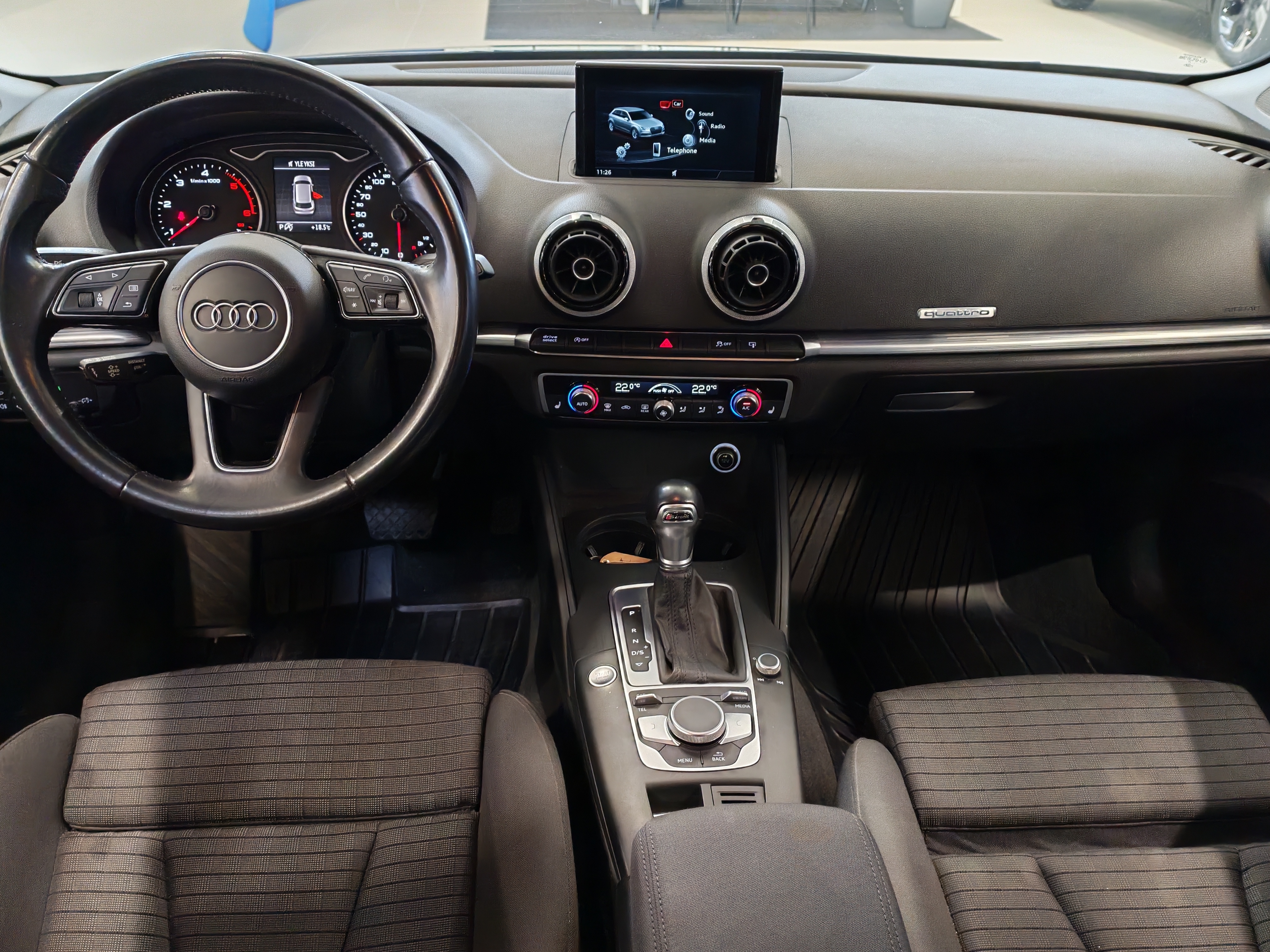 Audi A3 2016, photo 6/17
