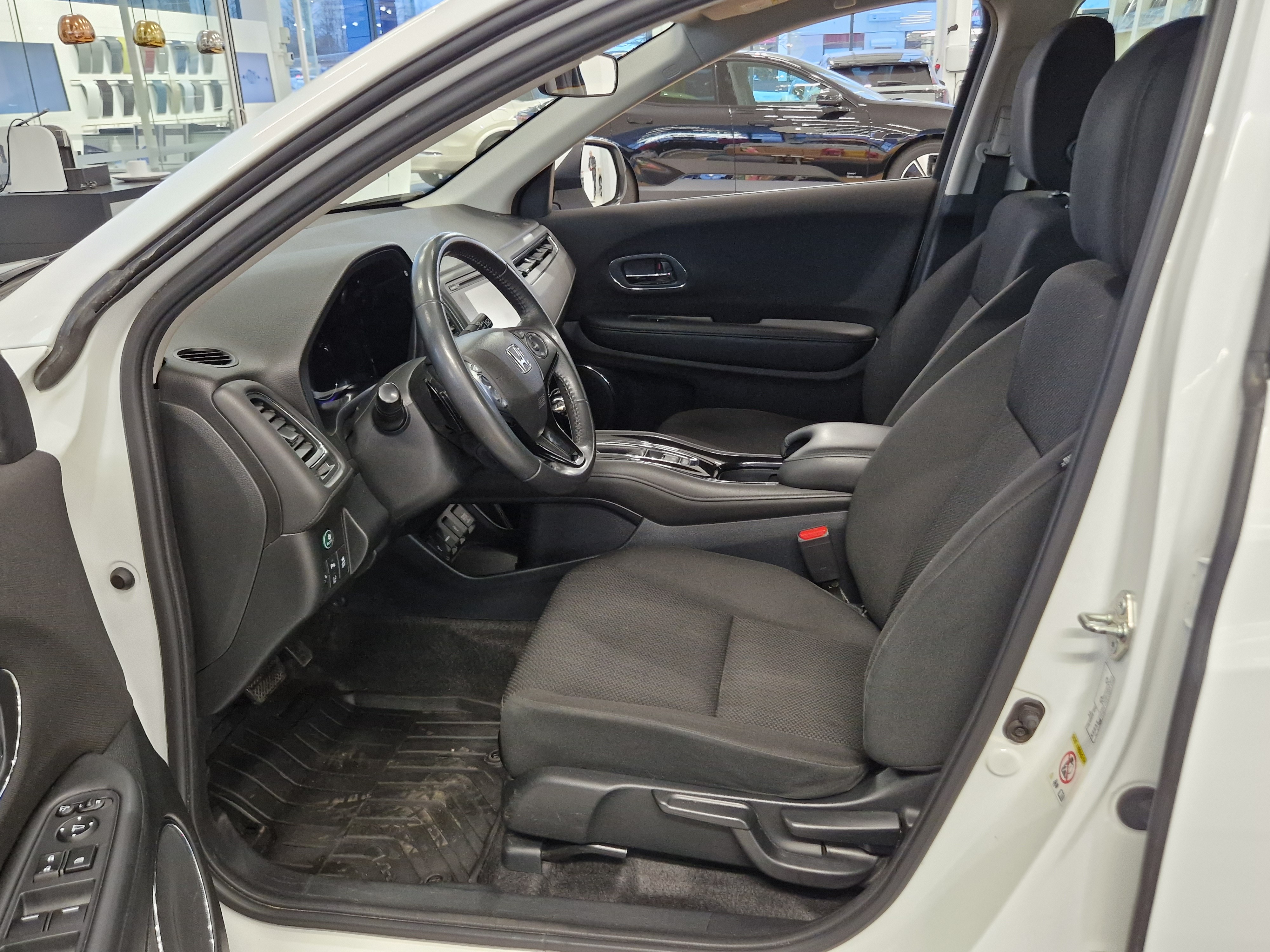 Honda HR-V 1,5 ELEGANCE CVT