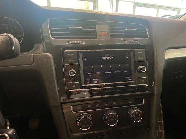 Volkswagen GOLF TRENDLINE 1.0 TSI 63 KW (85 HV).