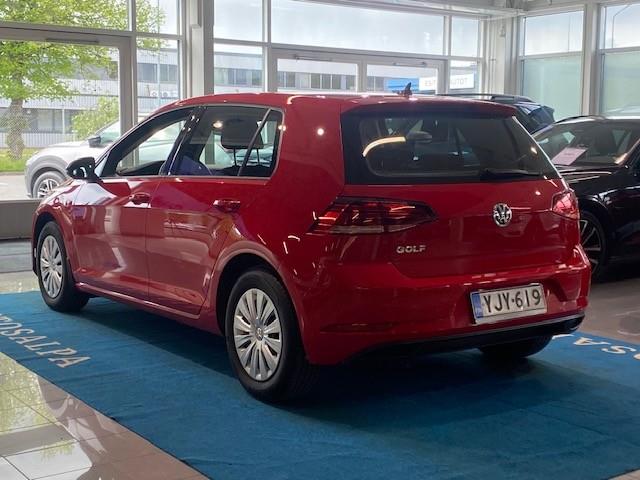 Volkswagen GOLF TRENDLINE 1.0 TSI 63 KW (85 HV).