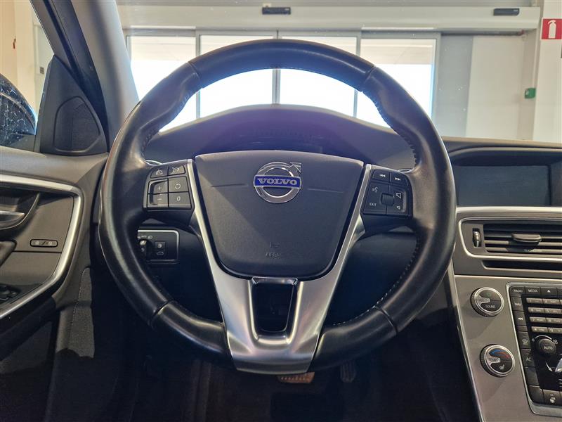 Volvo S60 D3 CLASSIC SUMMUM AUT TAKUU 12KK/20TKM