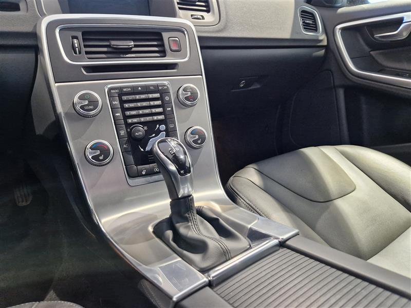 Volvo S60 D3 CLASSIC SUMMUM AUT TAKUU 12KK/20TKM