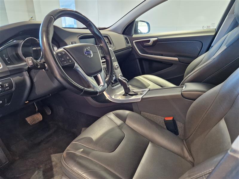 Volvo S60 D3 CLASSIC SUMMUM AUT TAKUU 12KK/20TKM