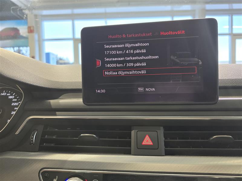 Audi A4 SEDAN BUSINESS SPORT COMFORT S LINE EDITION 2,0 TF