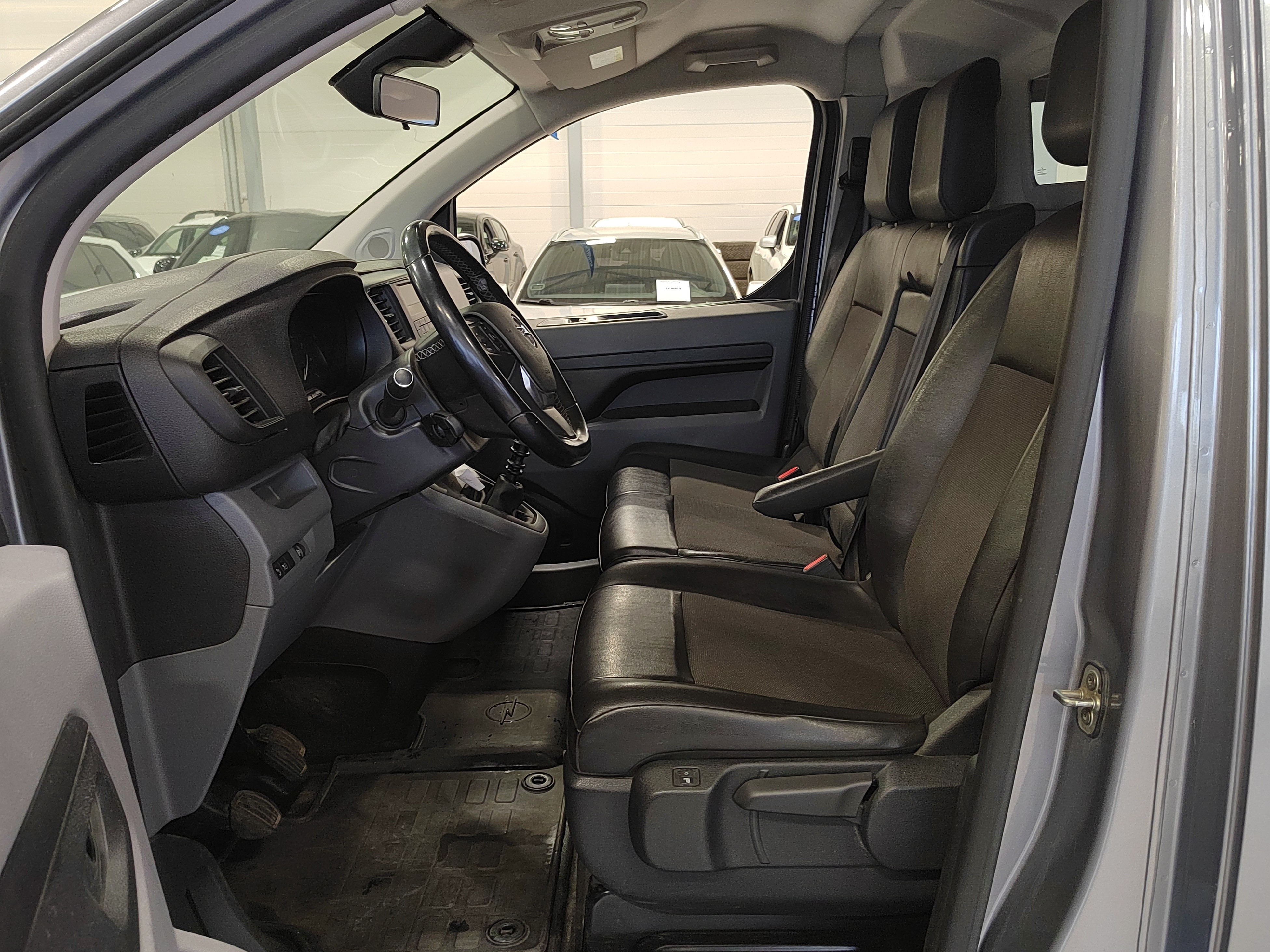 Opel VIVARO VAN ENJOY L 2,0 DIESEL TURBO S/S 90 KW MT6