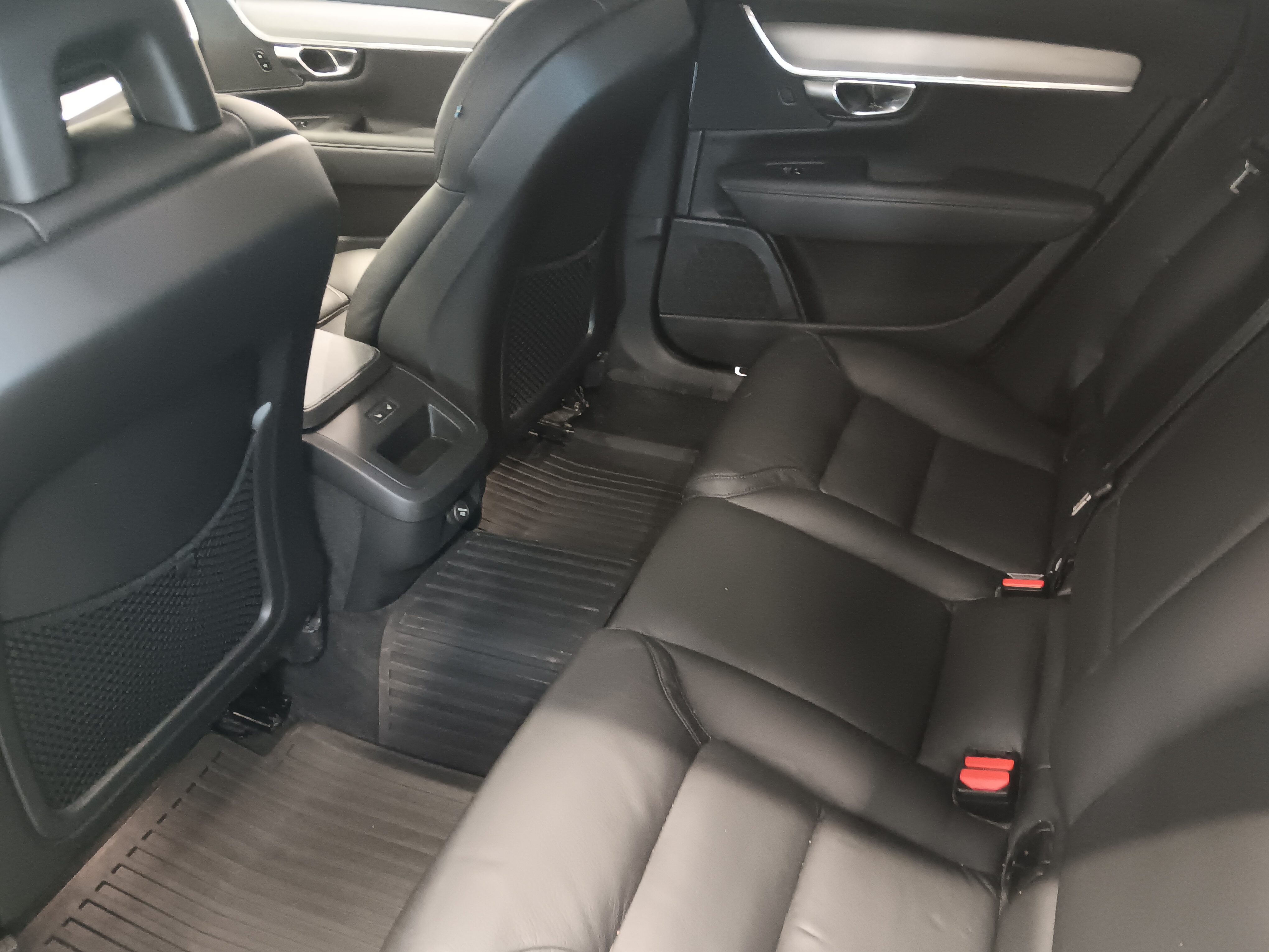 Volvo V90 CROSS COUNTRY D4 AWD PRO AUT TAKUU 12KK/20TKM