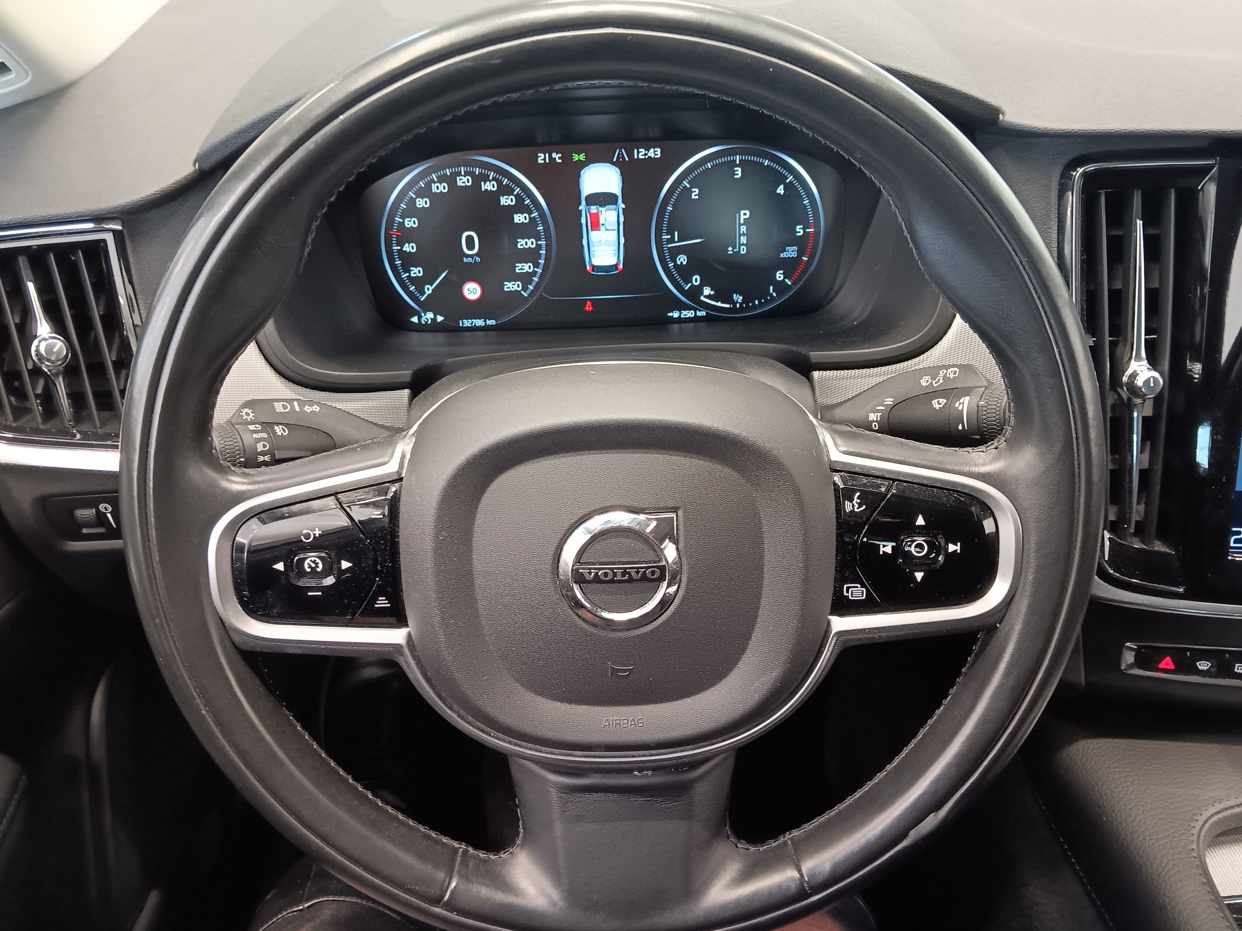 Volvo V90 CROSS COUNTRY D4 AWD PRO AUT TAKUU 12KK/20TKM