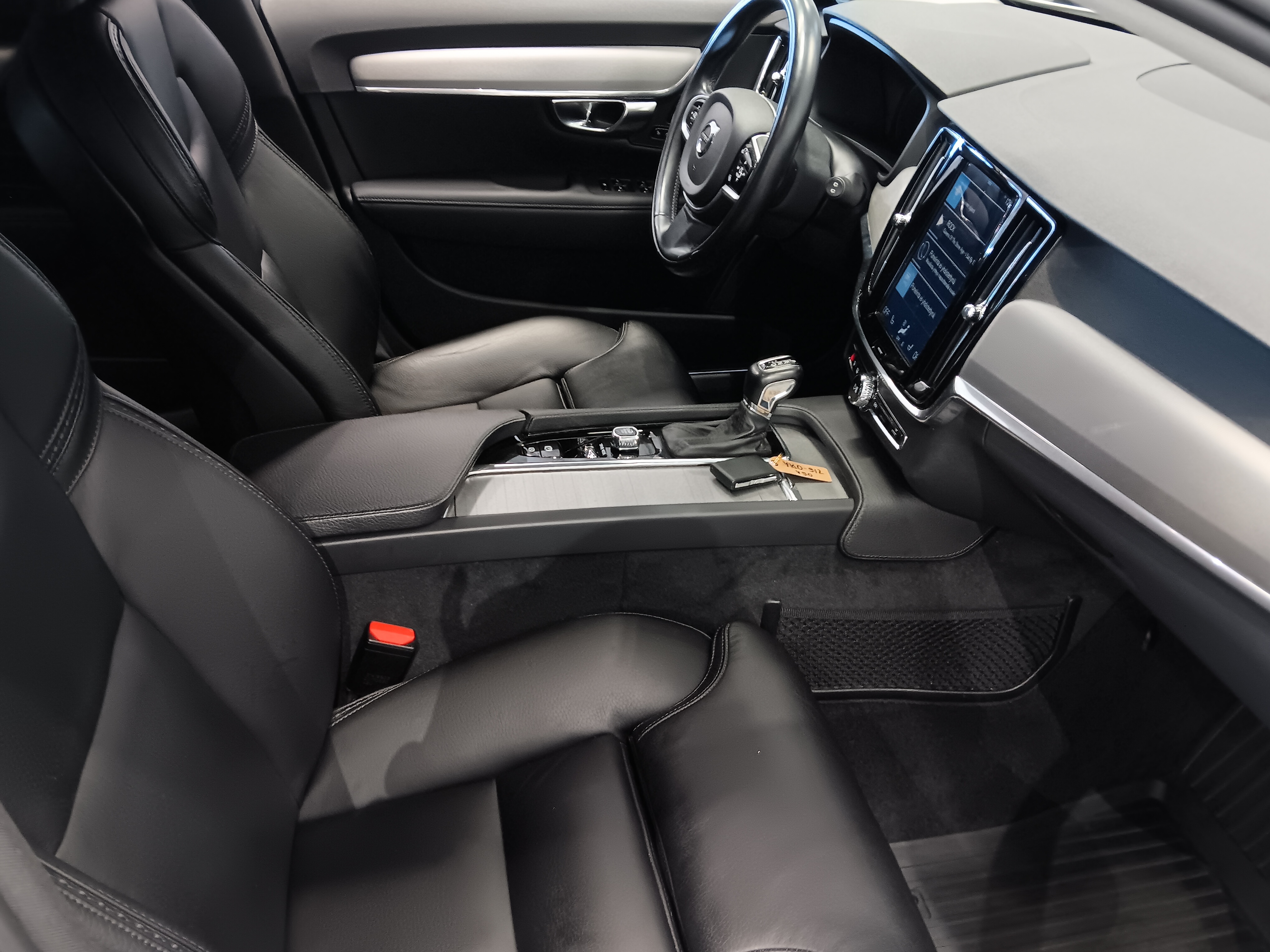 Volvo V90 CROSS COUNTRY D4 AWD PRO AUT TAKUU 12KK/20TKM