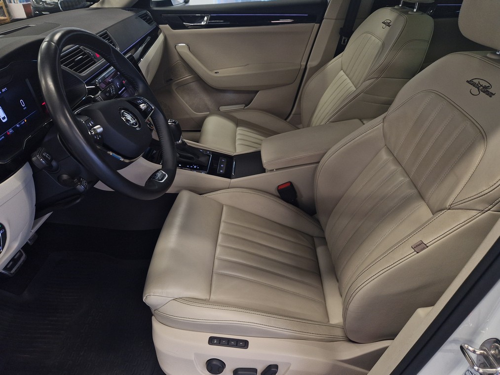 Skoda SUPERB COMBI 2.0 TDI 200 4X4 L&AMP;K BUSINESSLINE DSG AUT