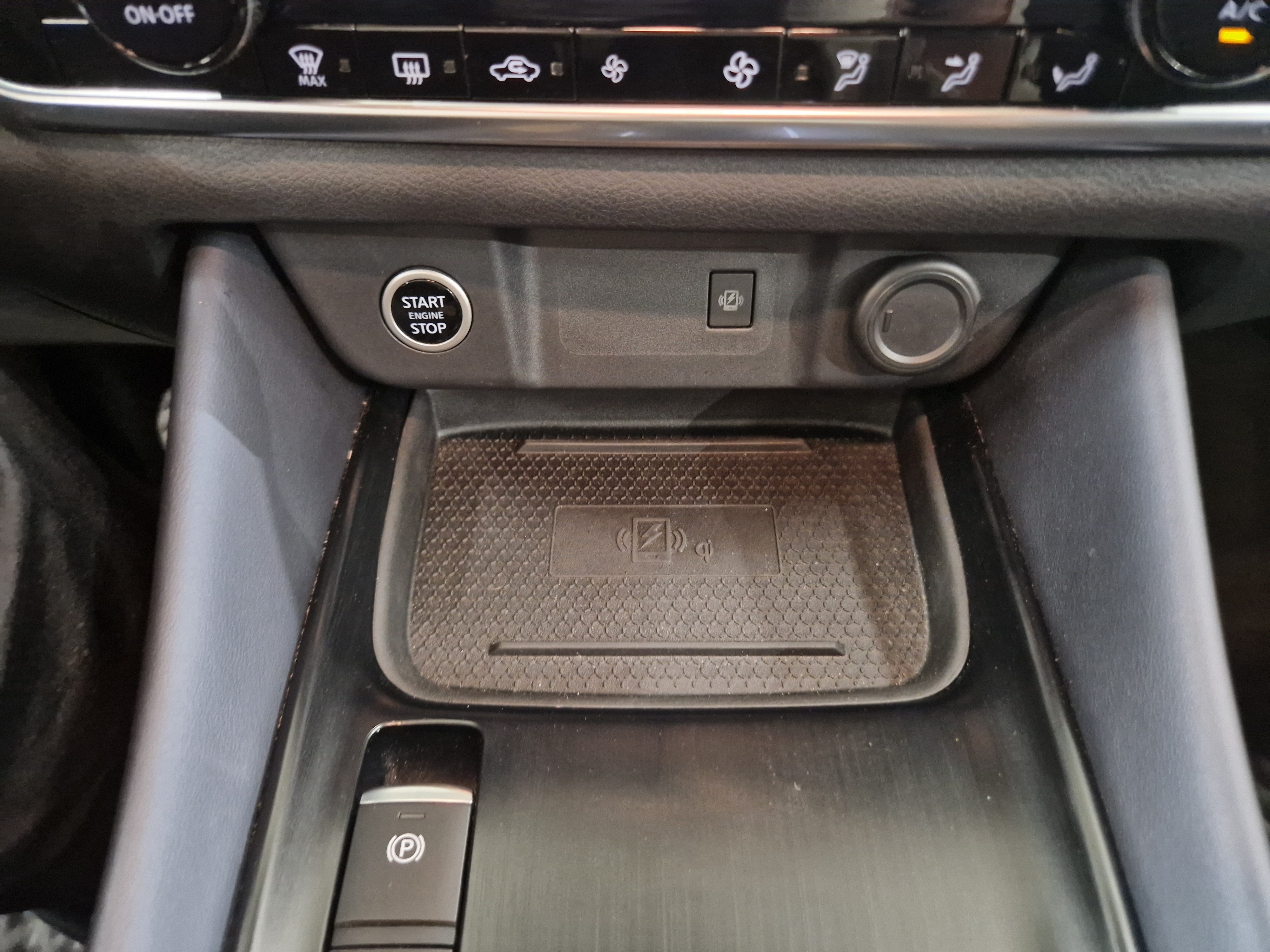 Nissan QASHQAI MHEV 158 XTRONIC 2WD TEKNA