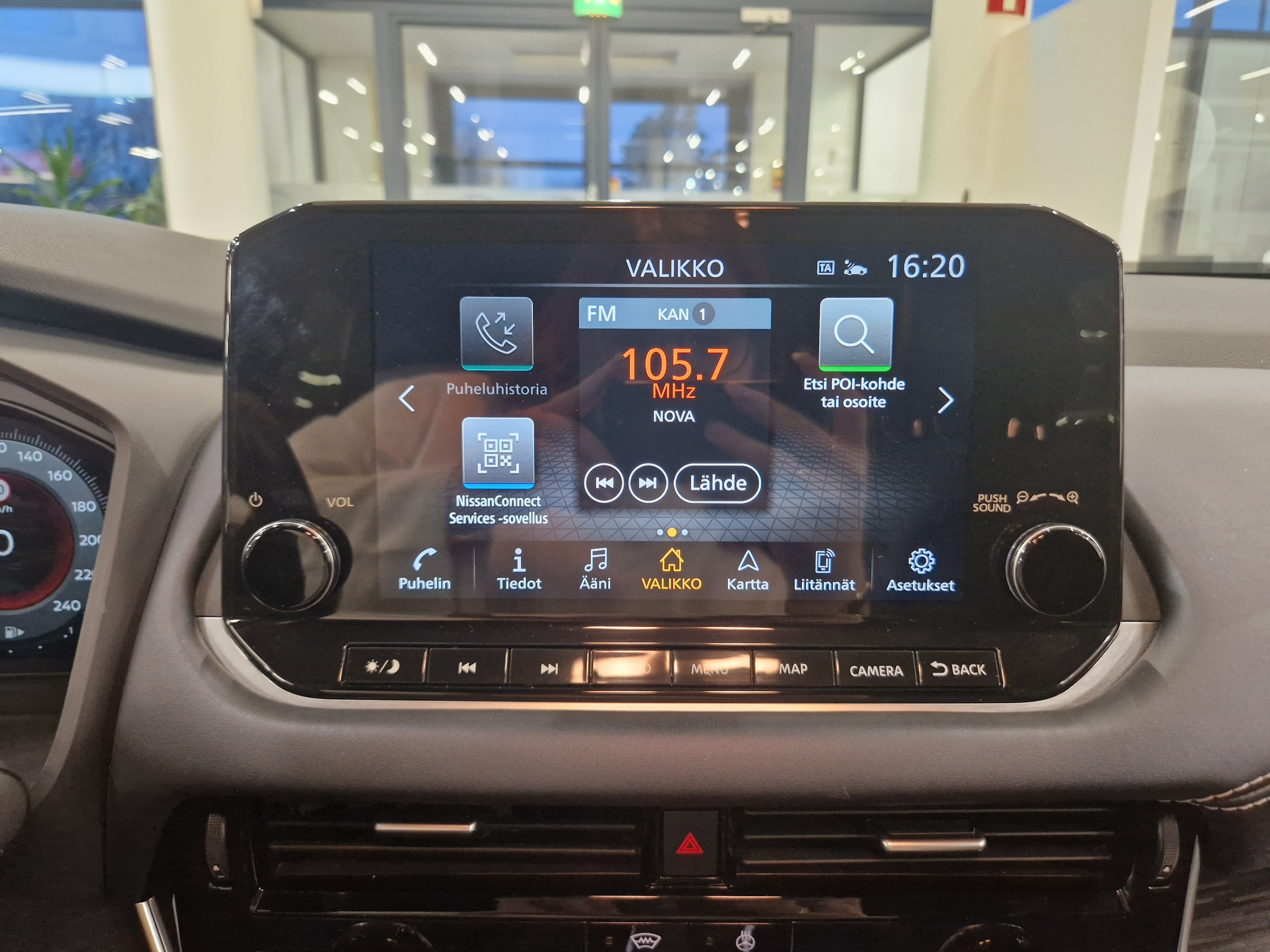 Nissan QASHQAI MHEV 158 XTRONIC 2WD TEKNA