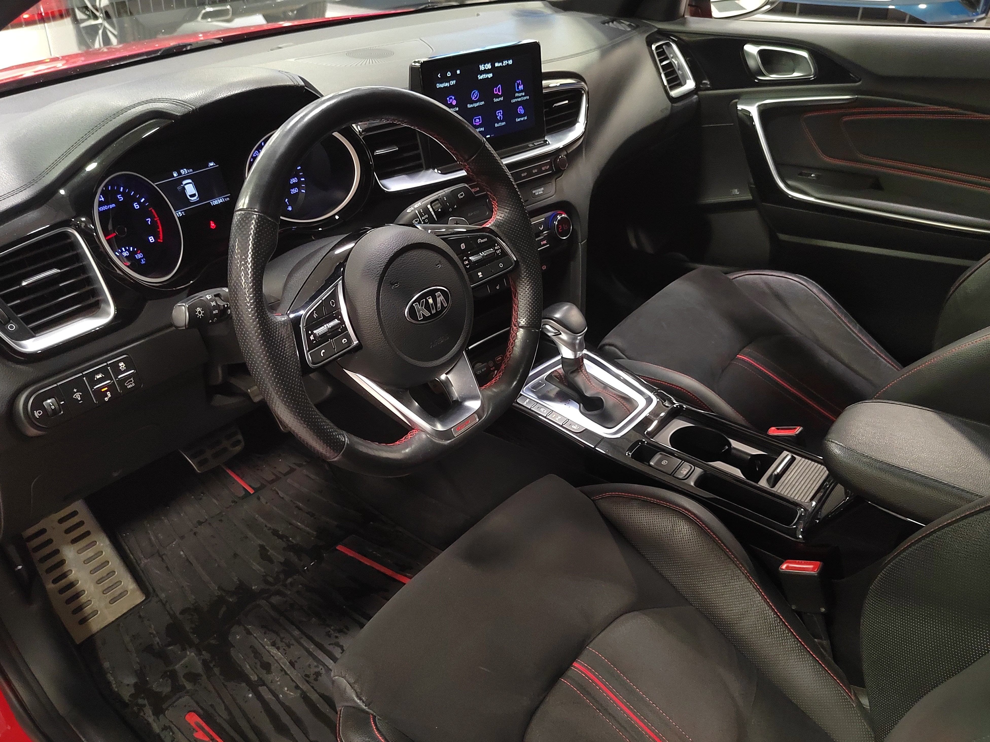 Kia PROCEED 1,6 T-GDI ISG 204HV GT BUSINESS PREMIUM SB DCT A/T