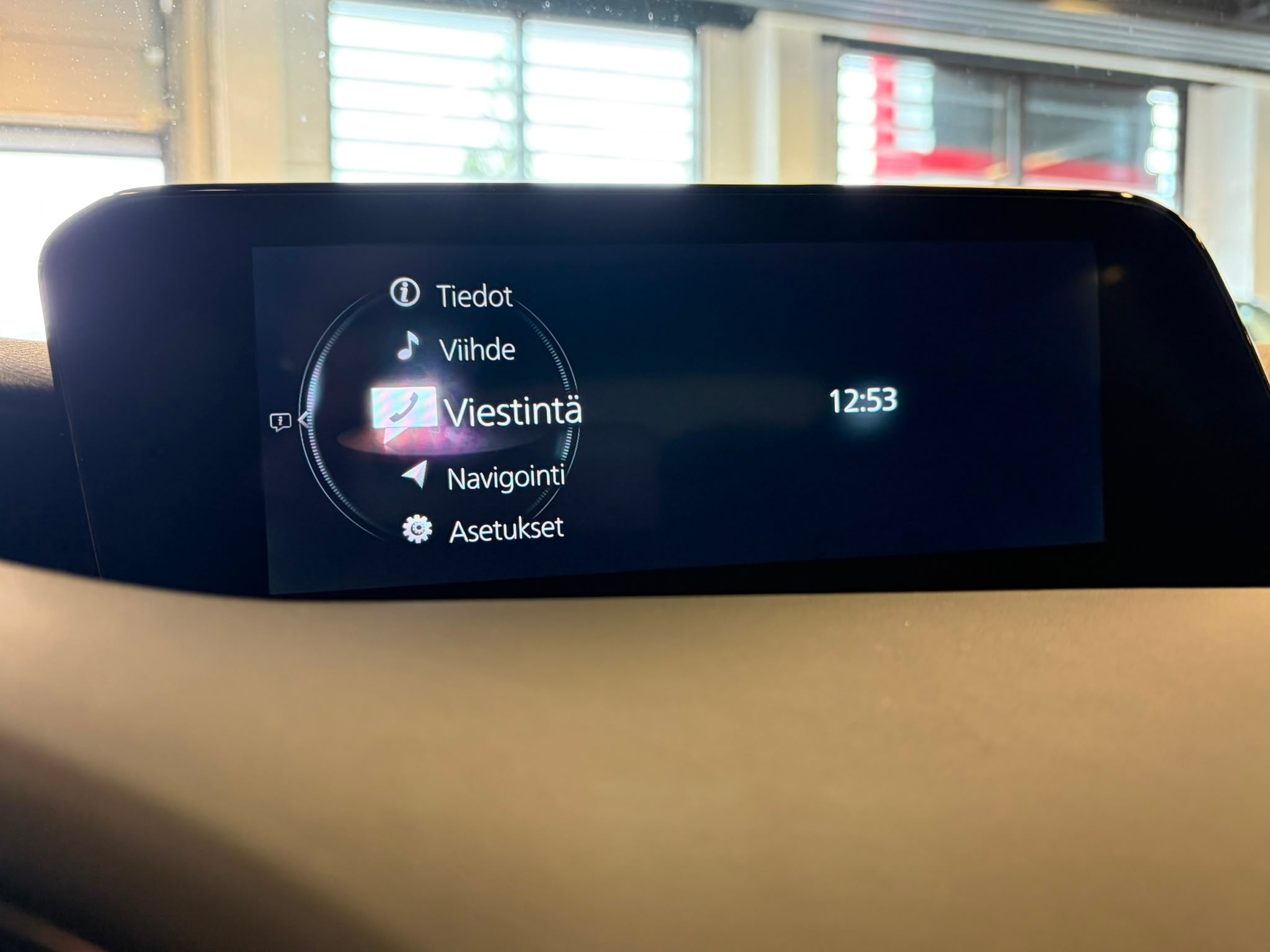 Mazda MAZDA3 HATCHBACK 2,0 SKYACTIV-G VISION AT