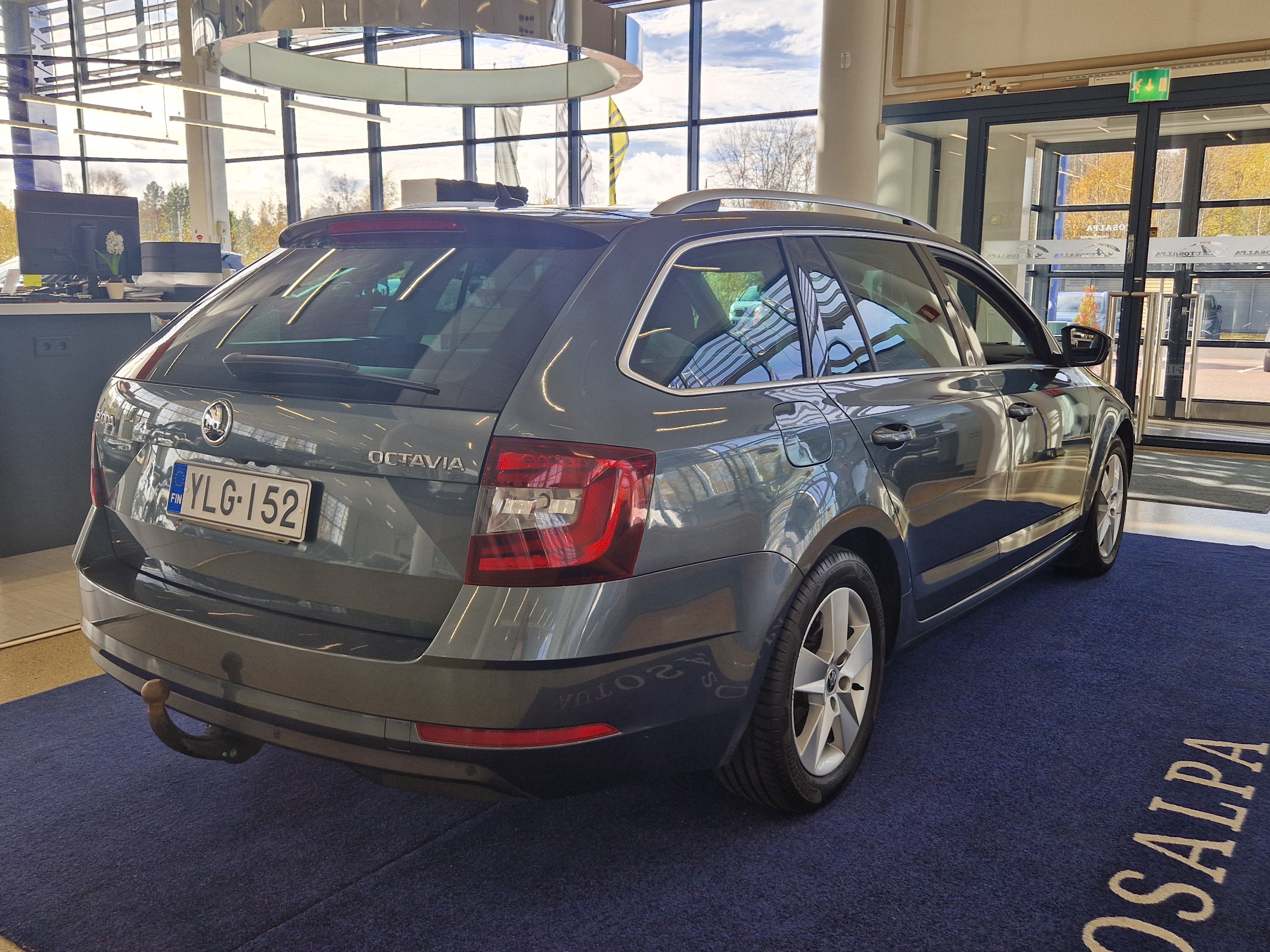 Skoda Octavia 2019, bild 3/19