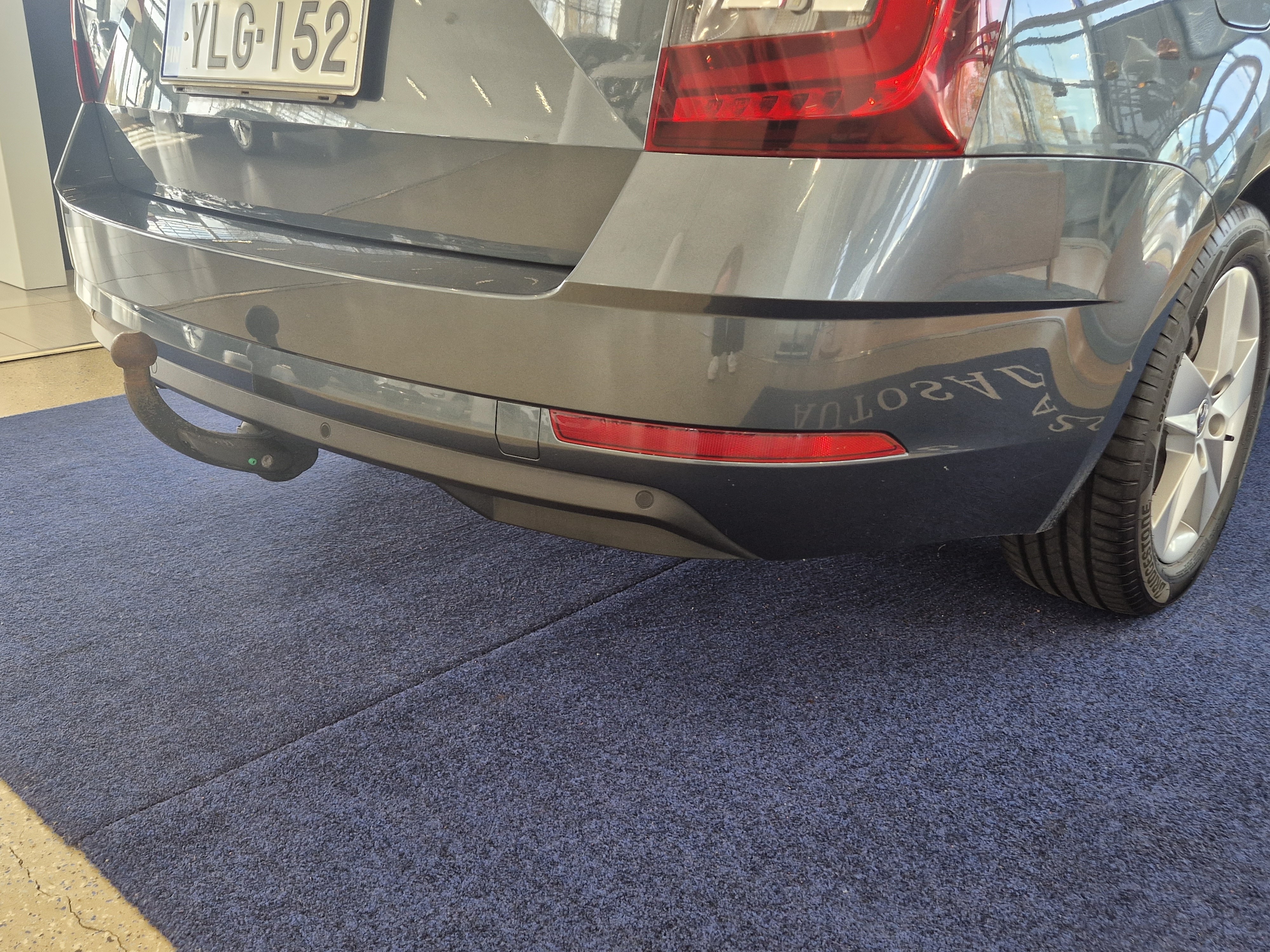 Skoda Octavia 2019, bild 4/19