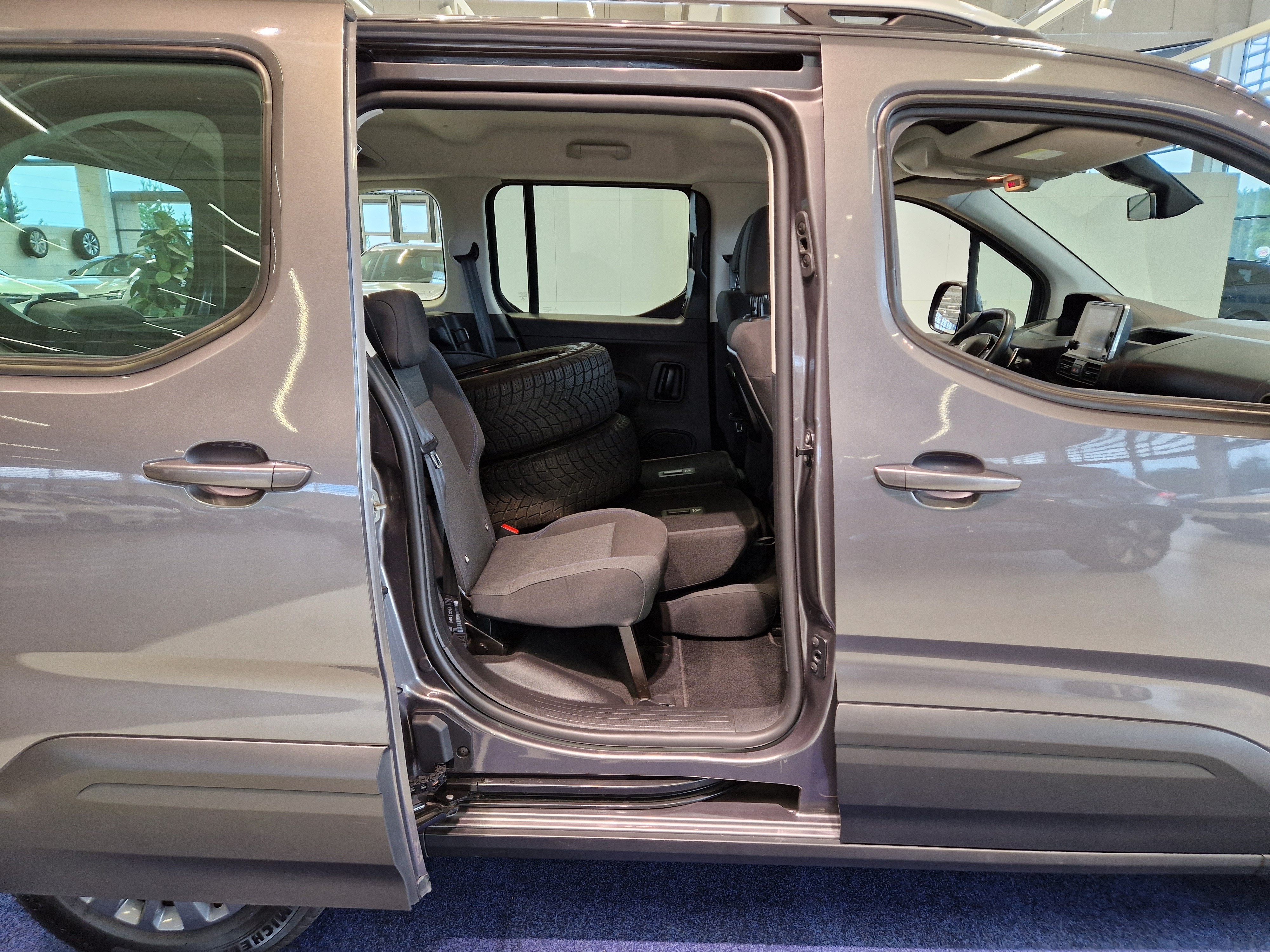 Peugeot RIFTER ALLURE BLUEHDI 130 EAT8-AUTOMAATTI L1