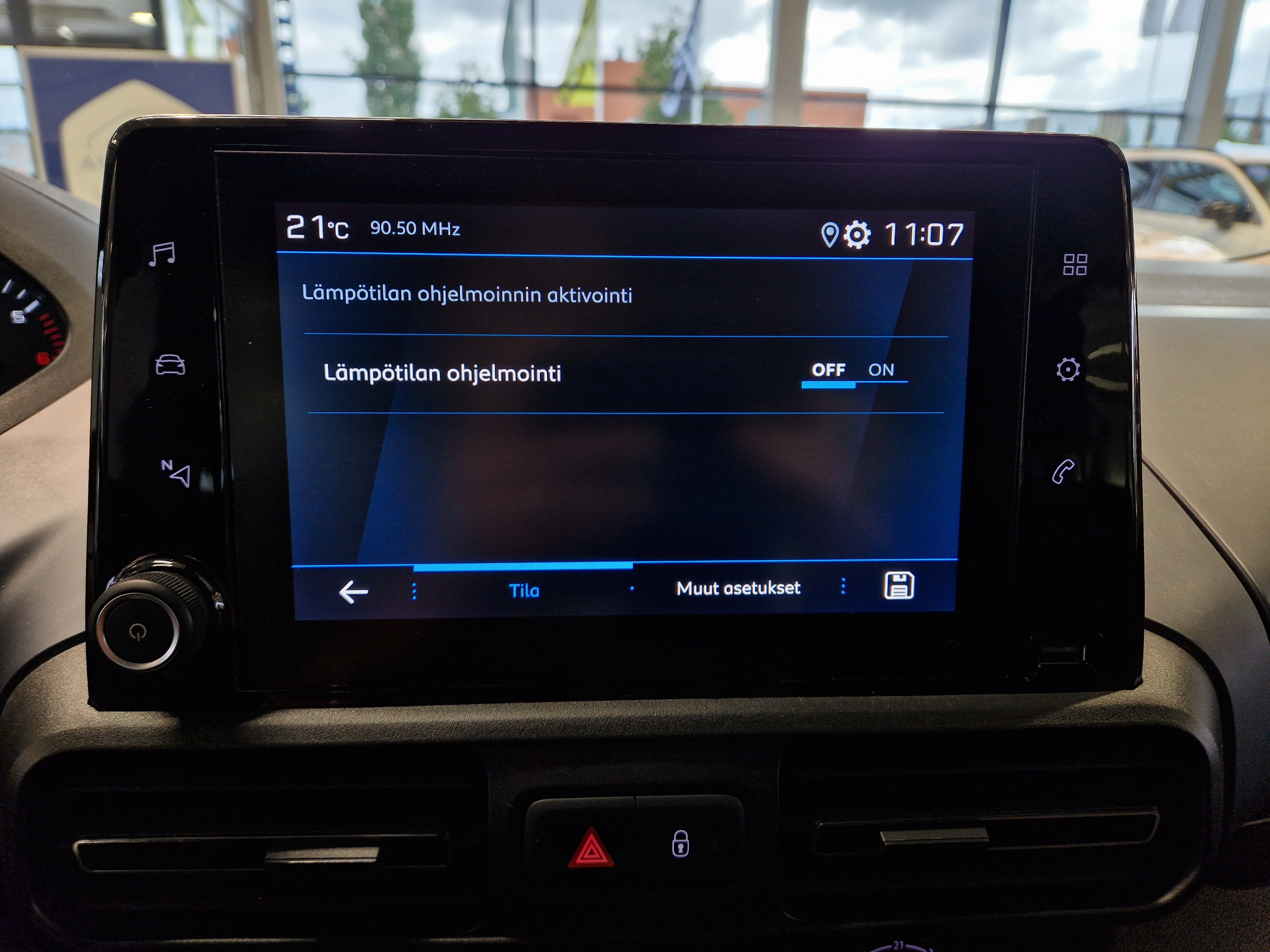 Peugeot RIFTER ALLURE BLUEHDI 130 EAT8-AUTOMAATTI L1