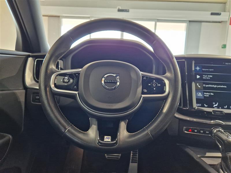 Volvo XC60 D4 AWD R-DESIGN AUT. TAKUU 12KK/20TKM