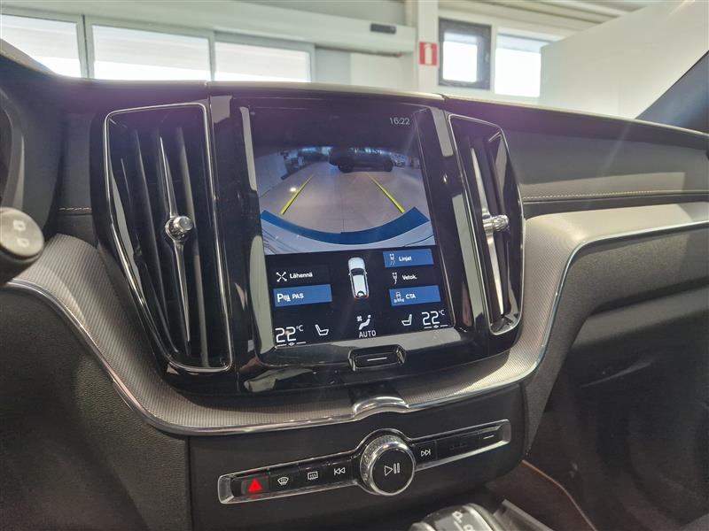 Volvo XC60 D4 AWD R-DESIGN AUT. TAKUU 12KK/20TKM