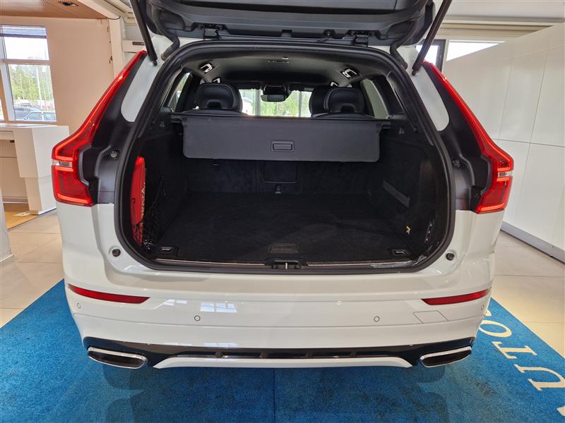 Volvo XC60 D4 AWD R-DESIGN AUT. TAKUU 12KK/20TKM