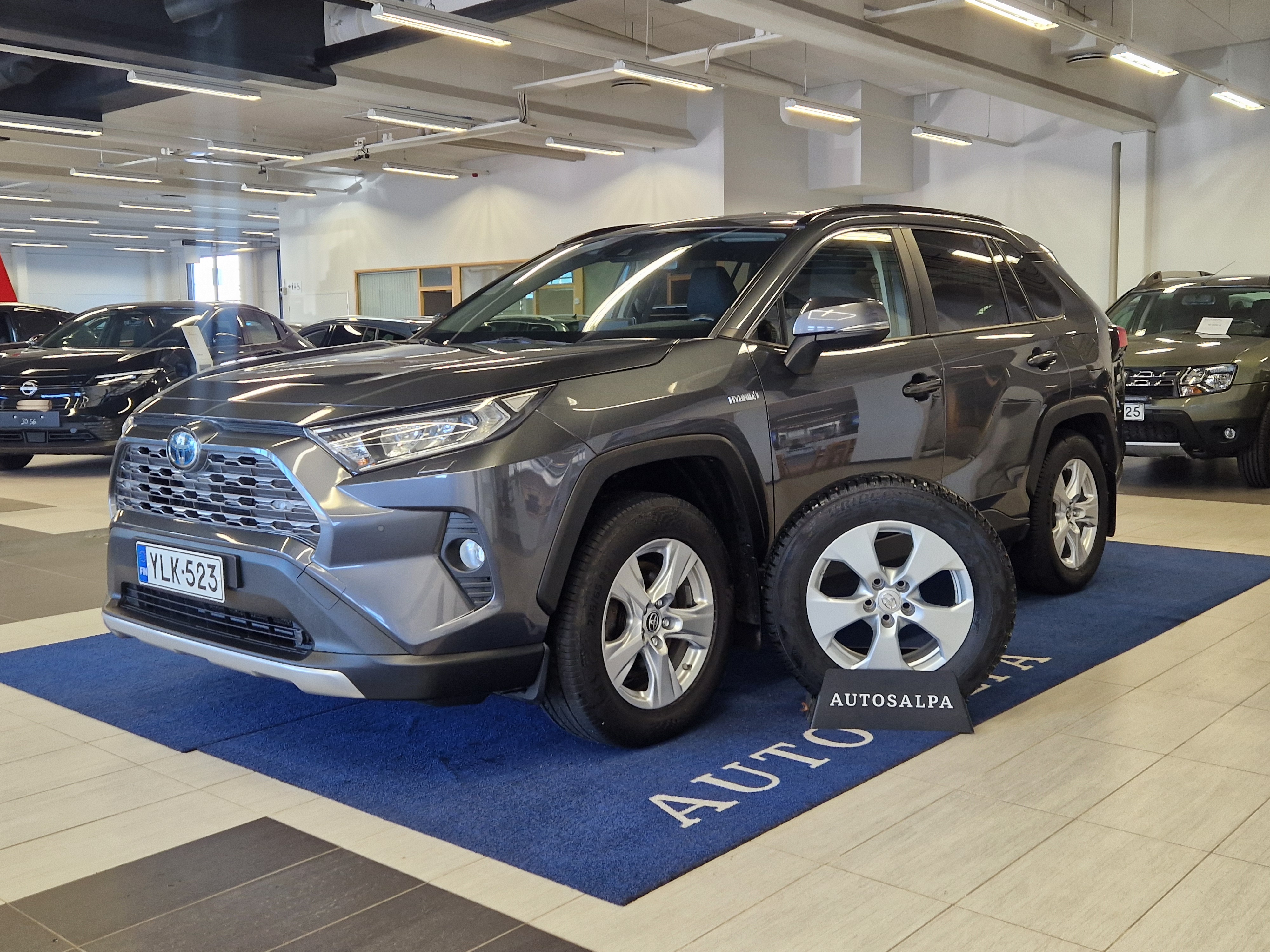 Toyota RAV4 2,5 Hybrid Active Edition 2022, bild 2/14