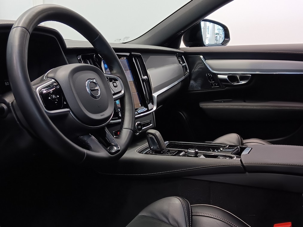 Volvo V90 T8 AWD LONG RANGE R-DESIGN AUT TAKUU 24KK/40TKM
