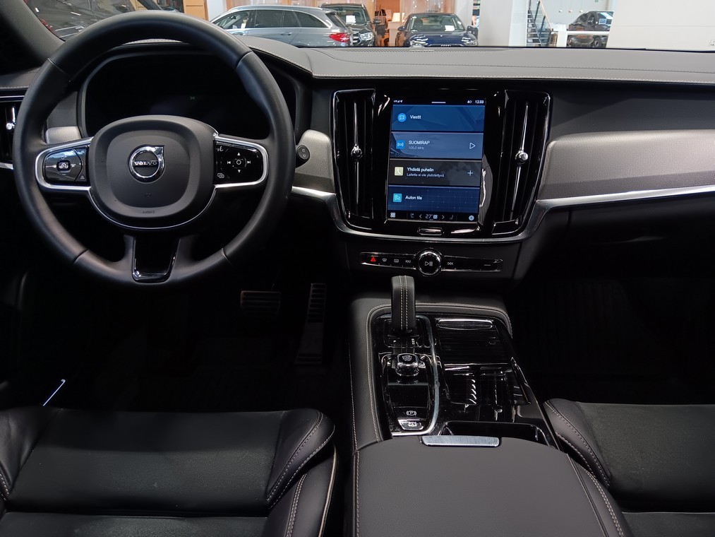 Volvo V90 T8 AWD LONG RANGE R-DESIGN AUT TAKUU 24KK/40TKM