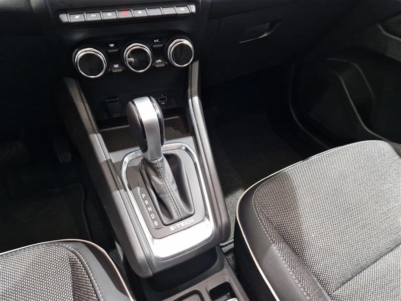 Renault CAPTUR E-TECH PLUG-IN HYBRID INTENS. TAKUU 24KK/40TKM