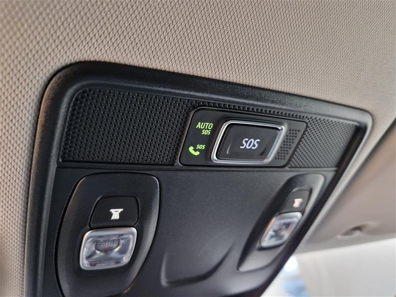 Renault CAPTUR E-TECH PLUG-IN HYBRID INTENS. TAKUU 24KK/40TKM