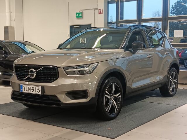 volvo XC40 B4 AWD MHEV BUSINESS R-DESIGN EDITION DCT AUT
