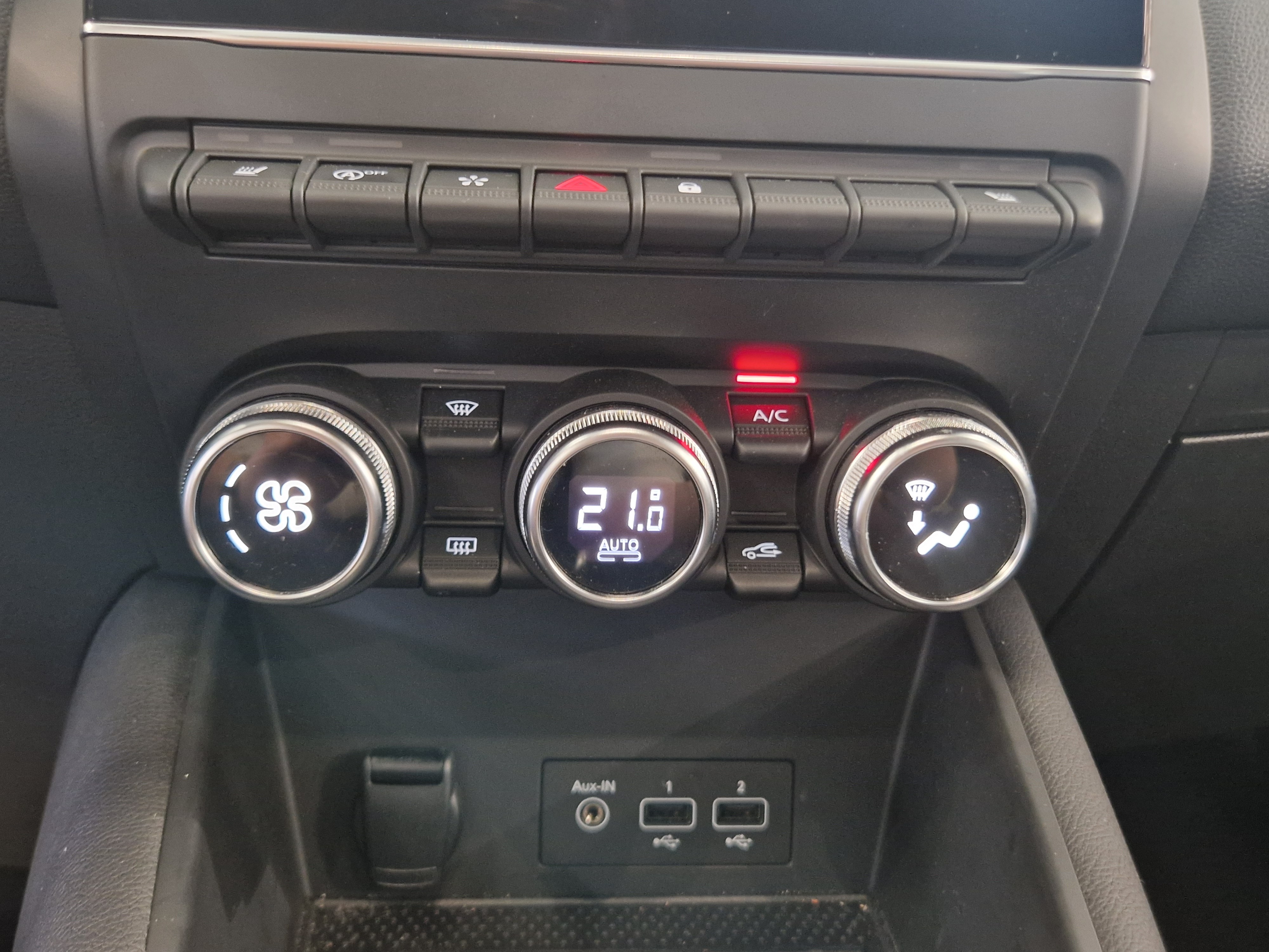 Renault CAPTUR TCE 130 EDC7-AUT INTENS TAKUU 12KK/20TKM