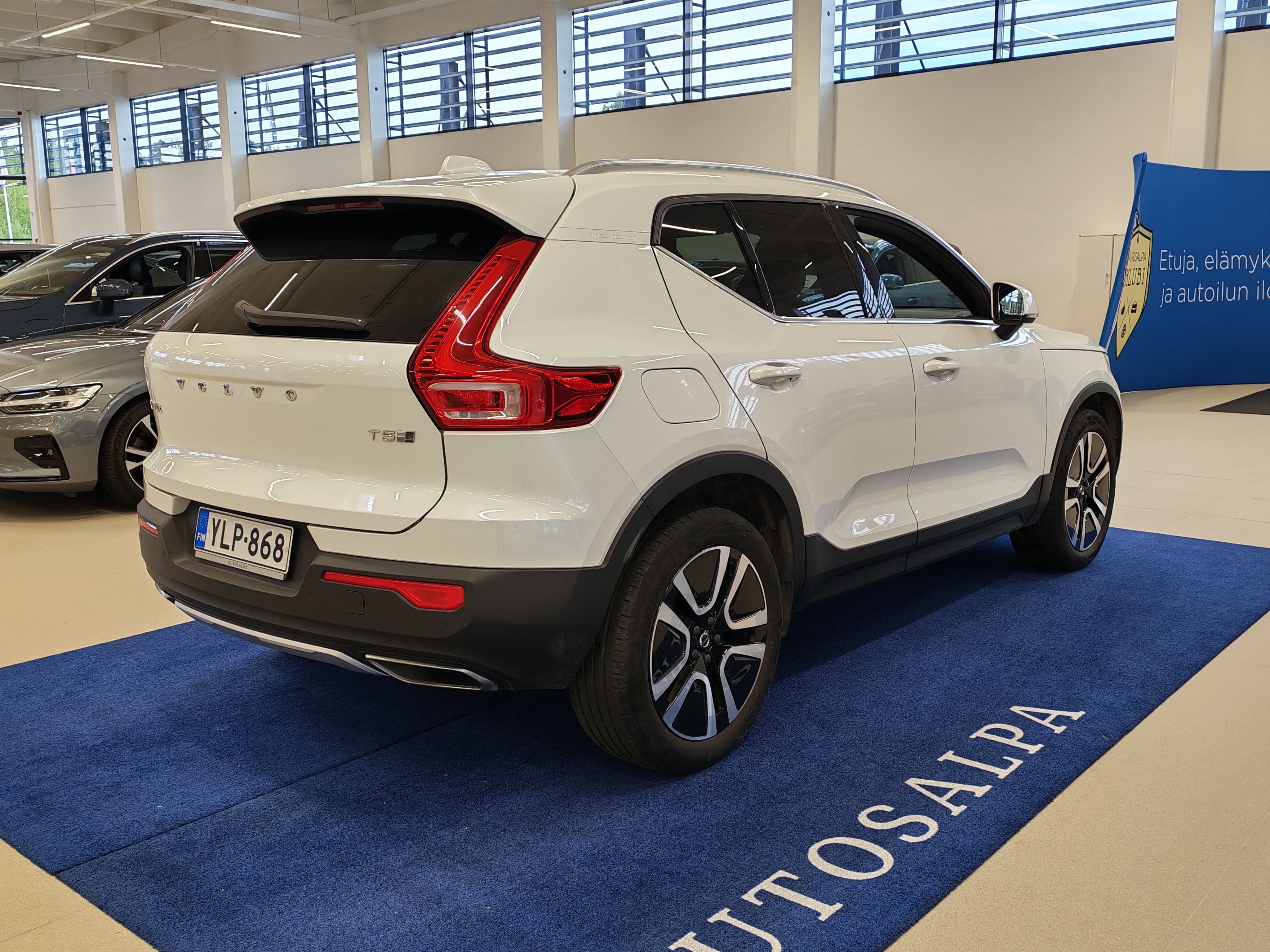 Volvo XC40 2020, kuva 2/22