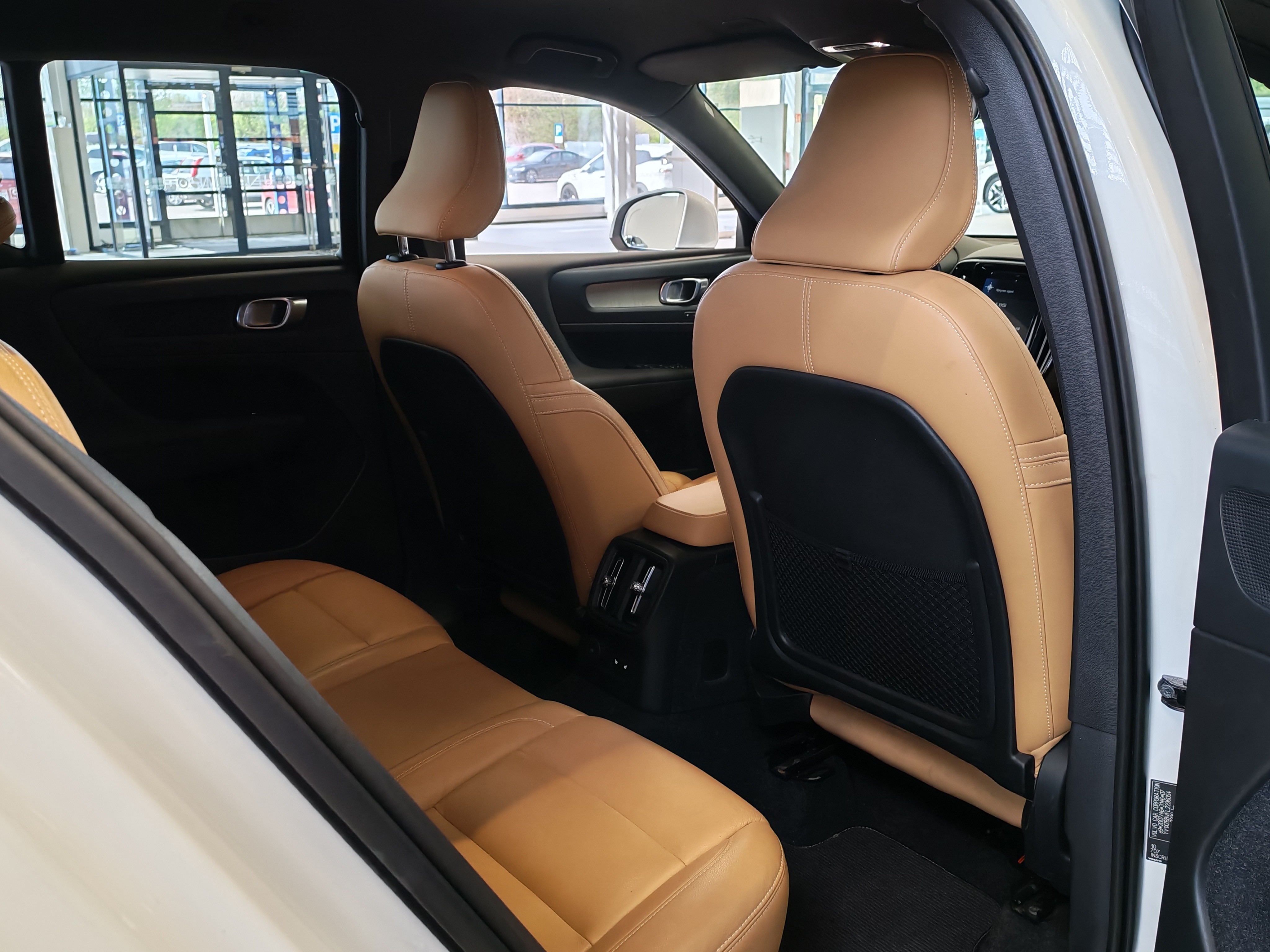 Volvo XC40 T5 TWIN ENGINE INSCRIPTION TAKUU 24KK/40TKM