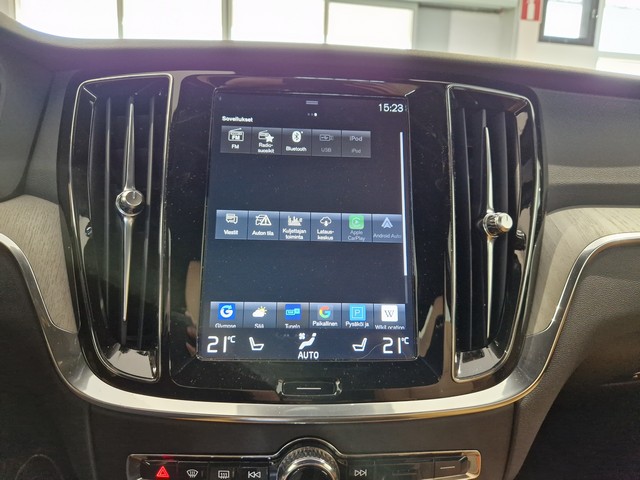 Volvo V60 T8 TWE AWD INSCRIPTION AUT. TAKUU 24KK/40TKM