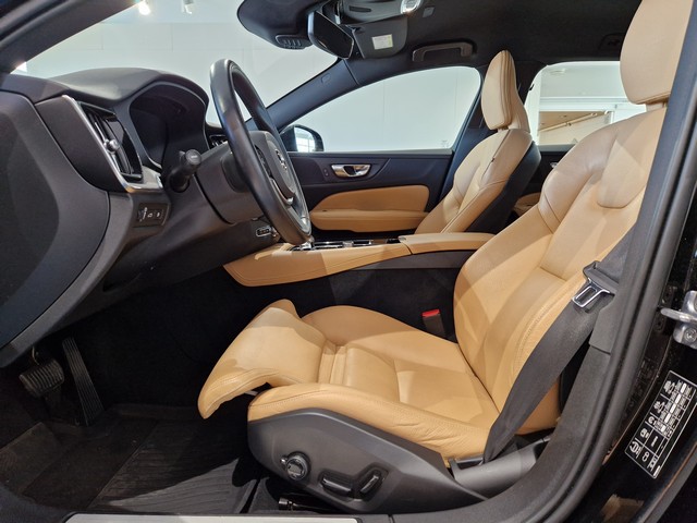 Volvo V60 T8 TWE AWD INSCRIPTION AUT. TAKUU 24KK/40TKM