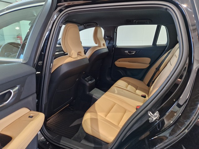 Volvo V60 T8 TWE AWD INSCRIPTION AUT. TAKUU 24KK/40TKM