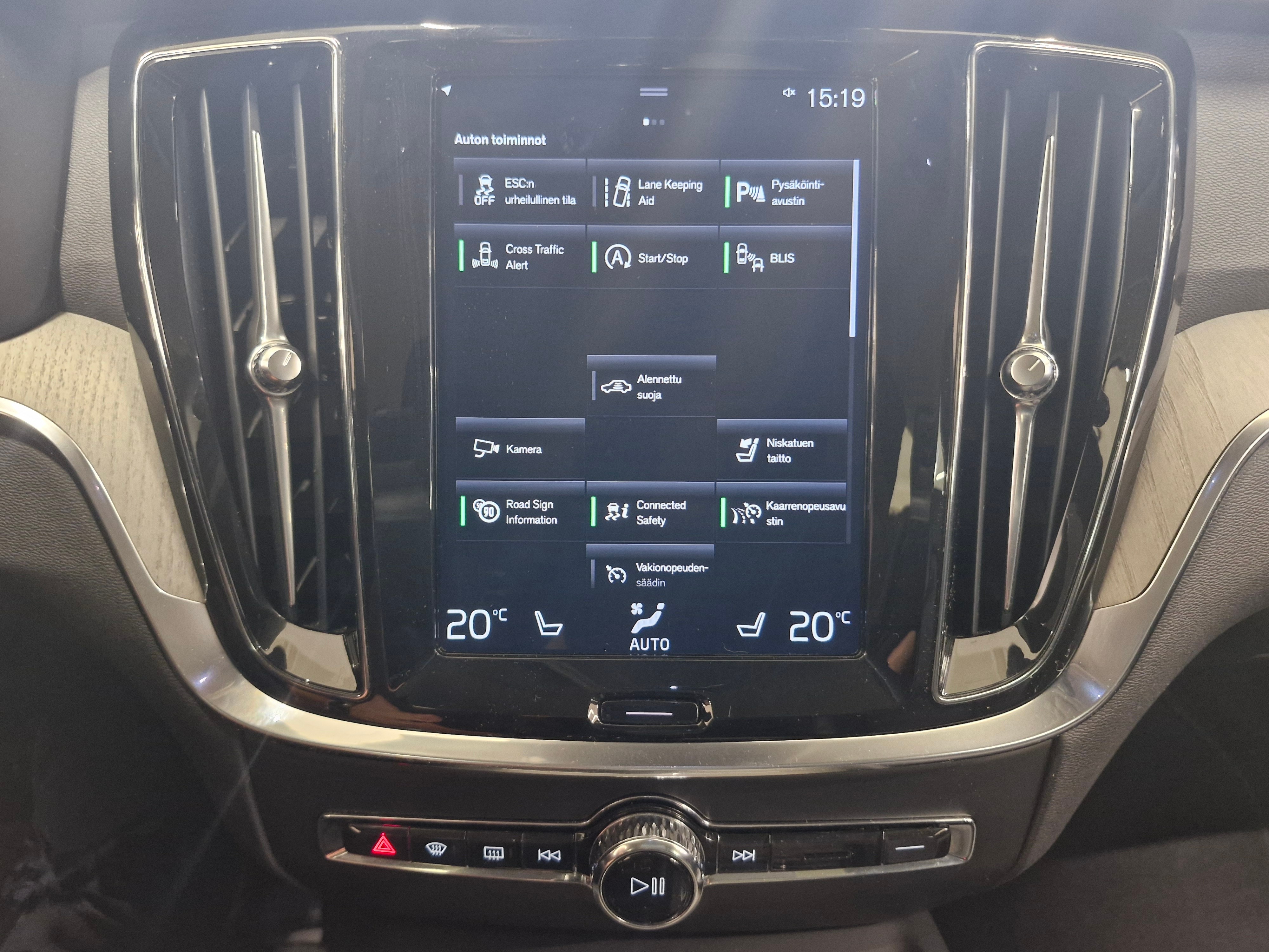 Volvo V60 D4 INSCRIPTION AUT TAKUU 12KK/20TKM