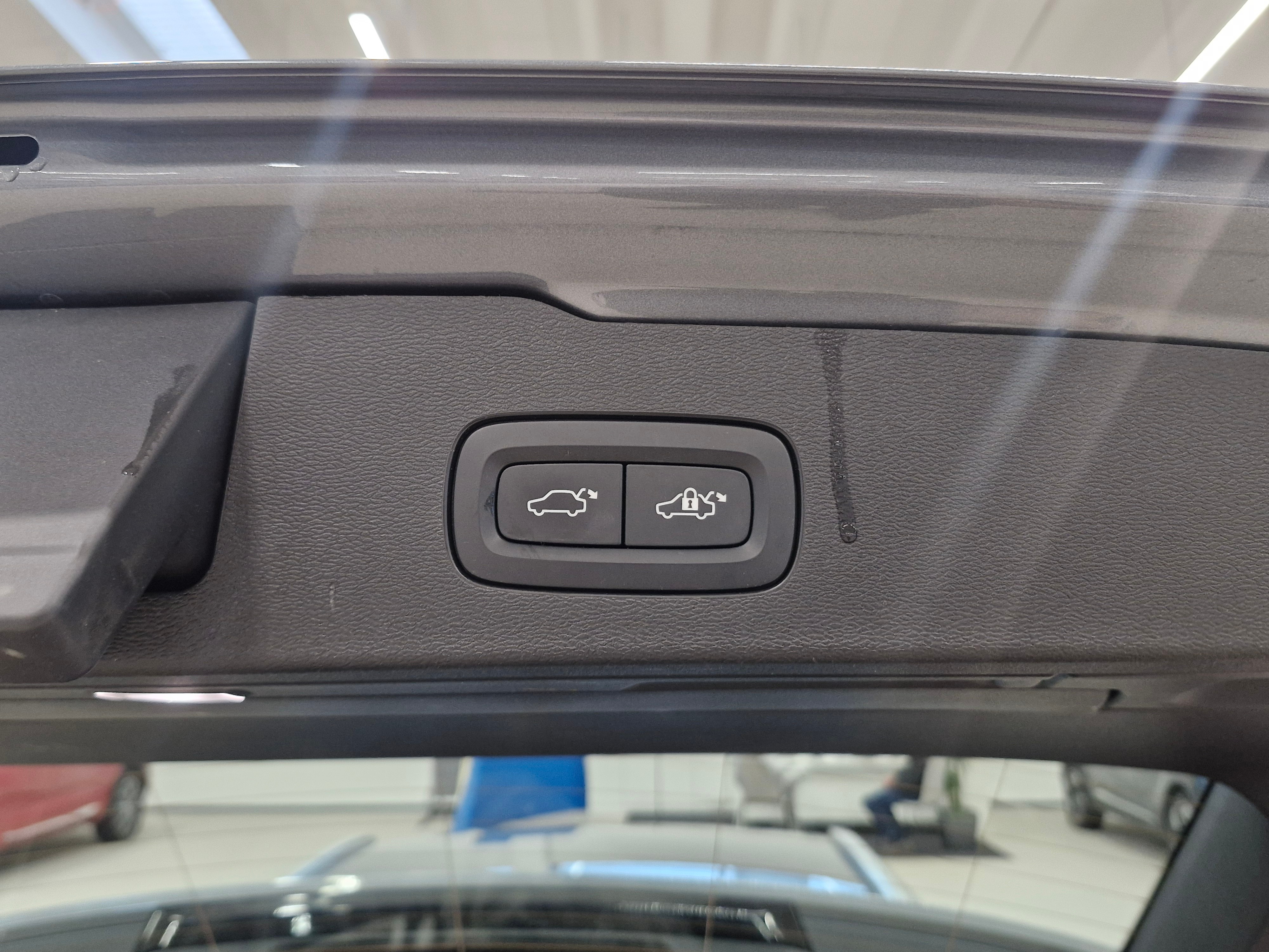 Volvo V60 D4 INSCRIPTION AUT TAKUU 12KK/20TKM