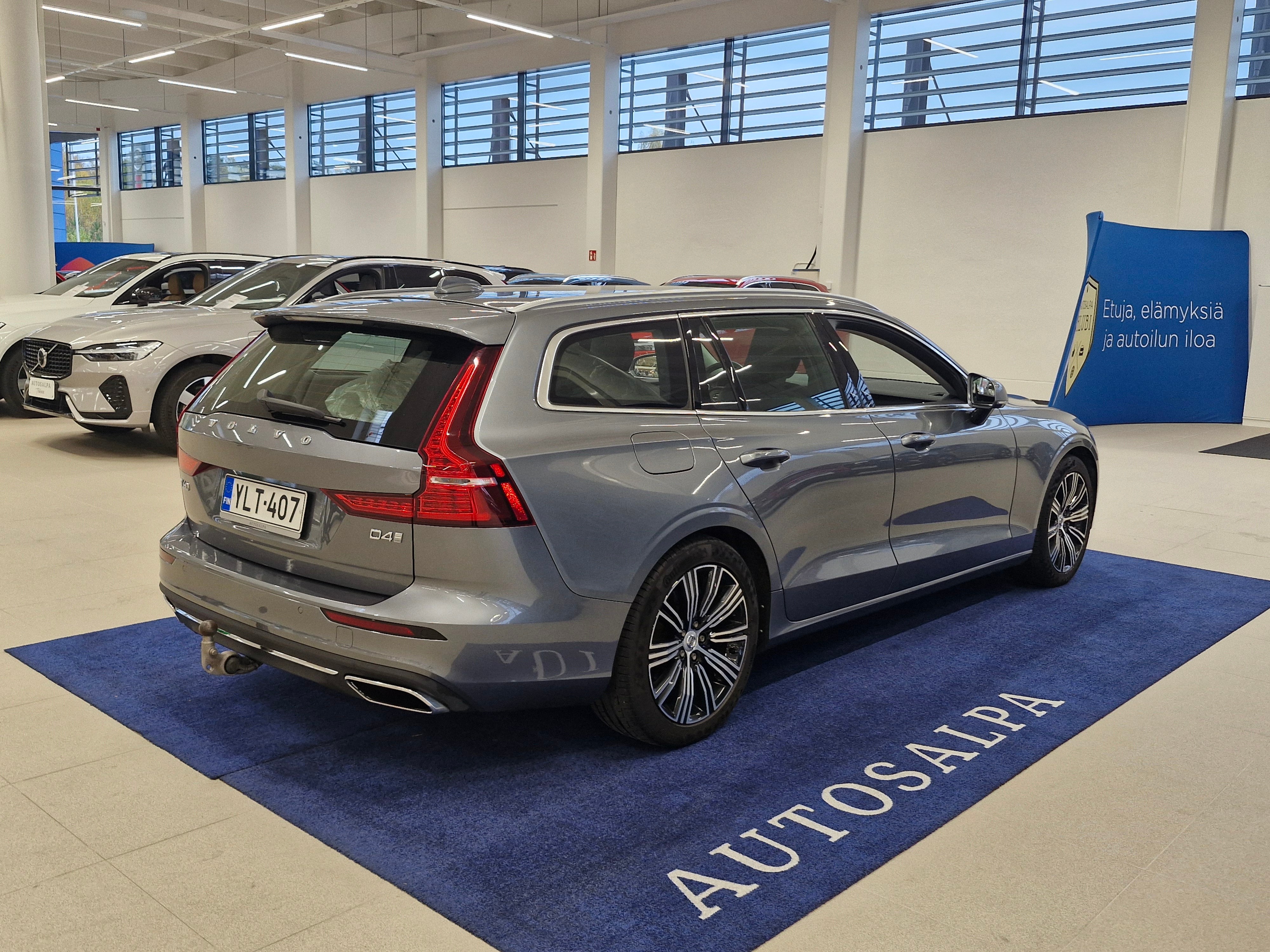 Volvo V60 D4 Inscription aut 2020, kuva 3/22